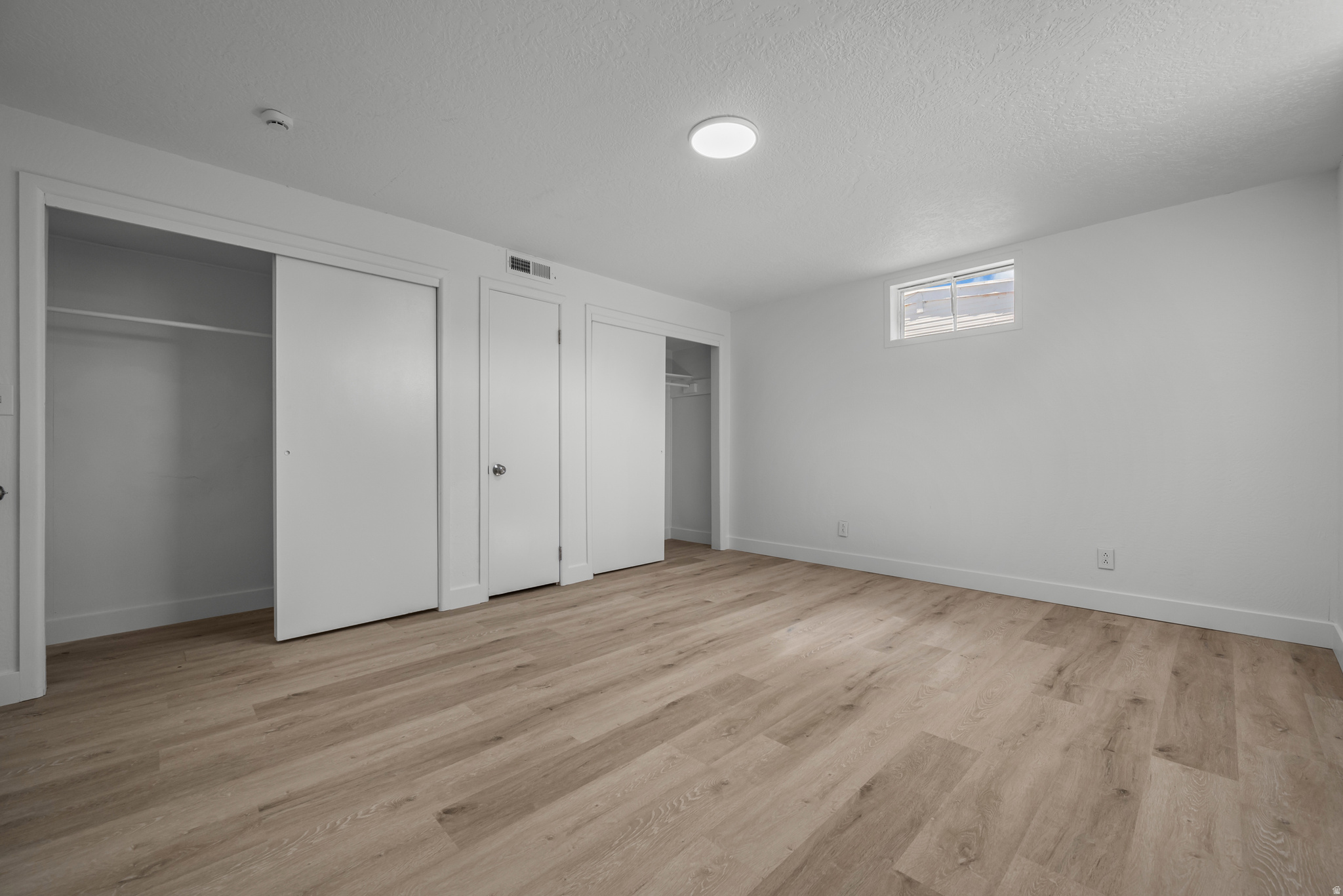 MOUNTAIN VIEW - Residential