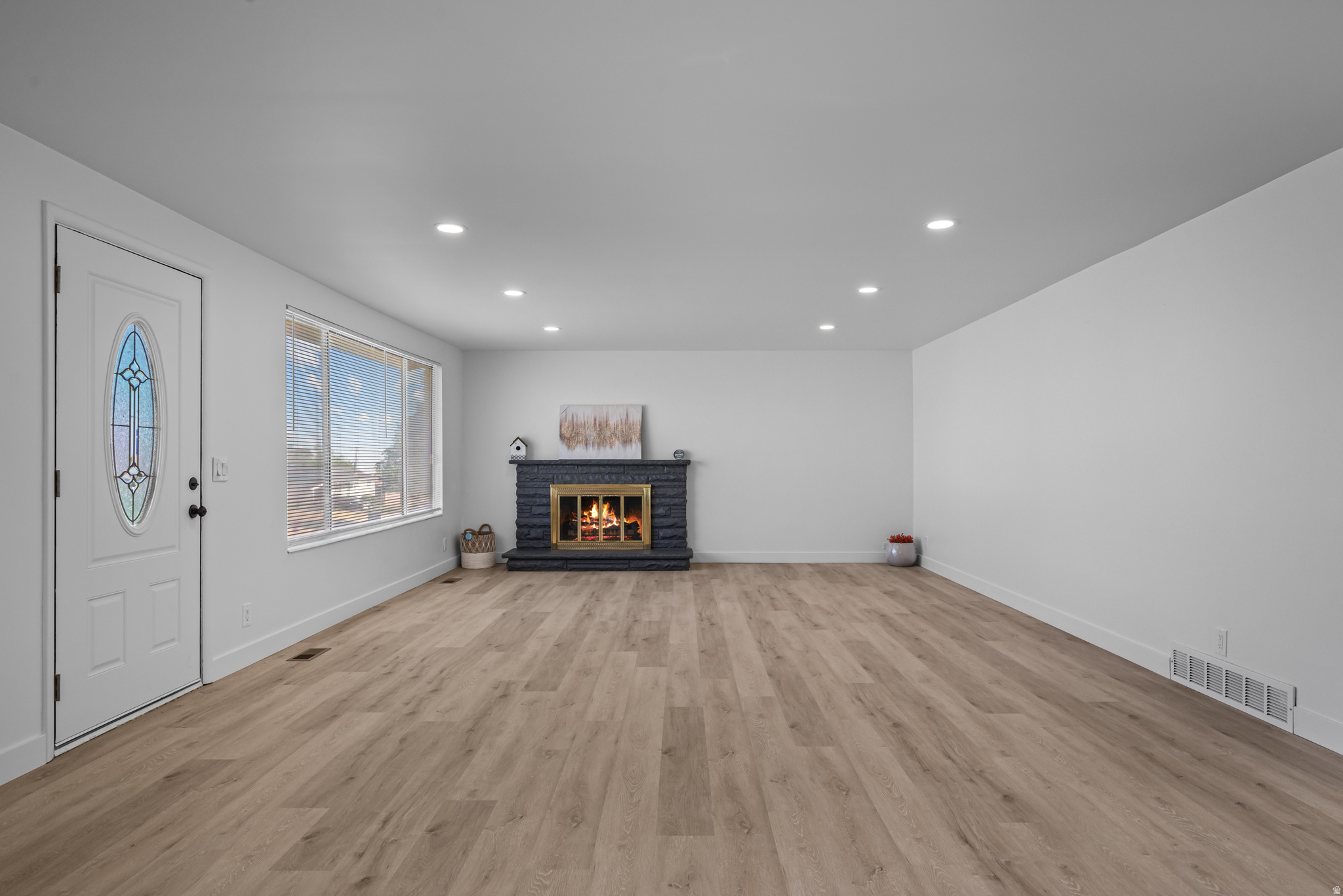 MOUNTAIN VIEW - Residential