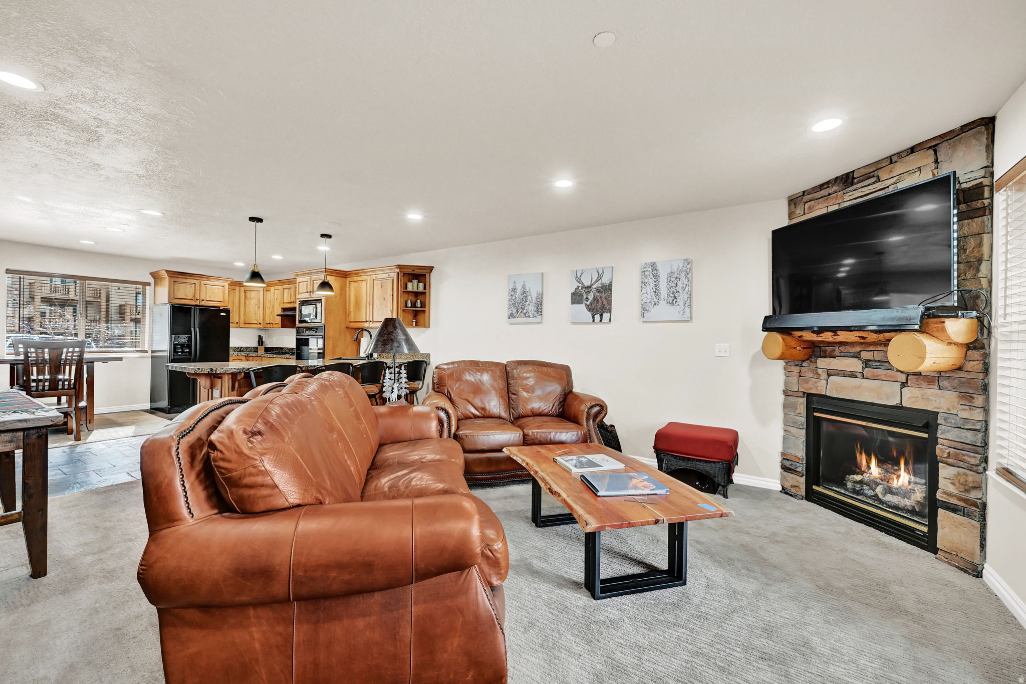 MOOSE HOLLOW - Residential