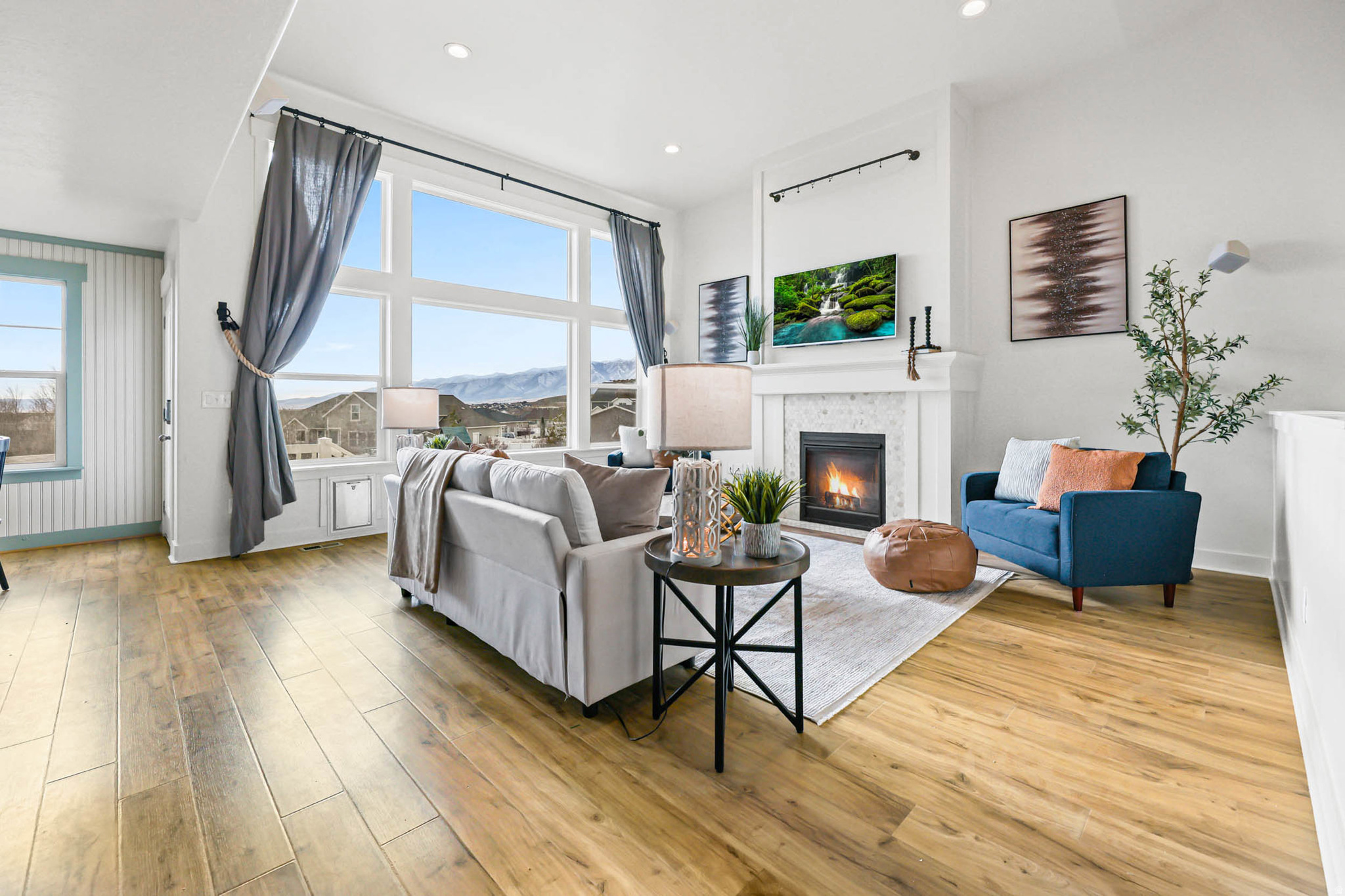 VALLEY VIEW - Residential