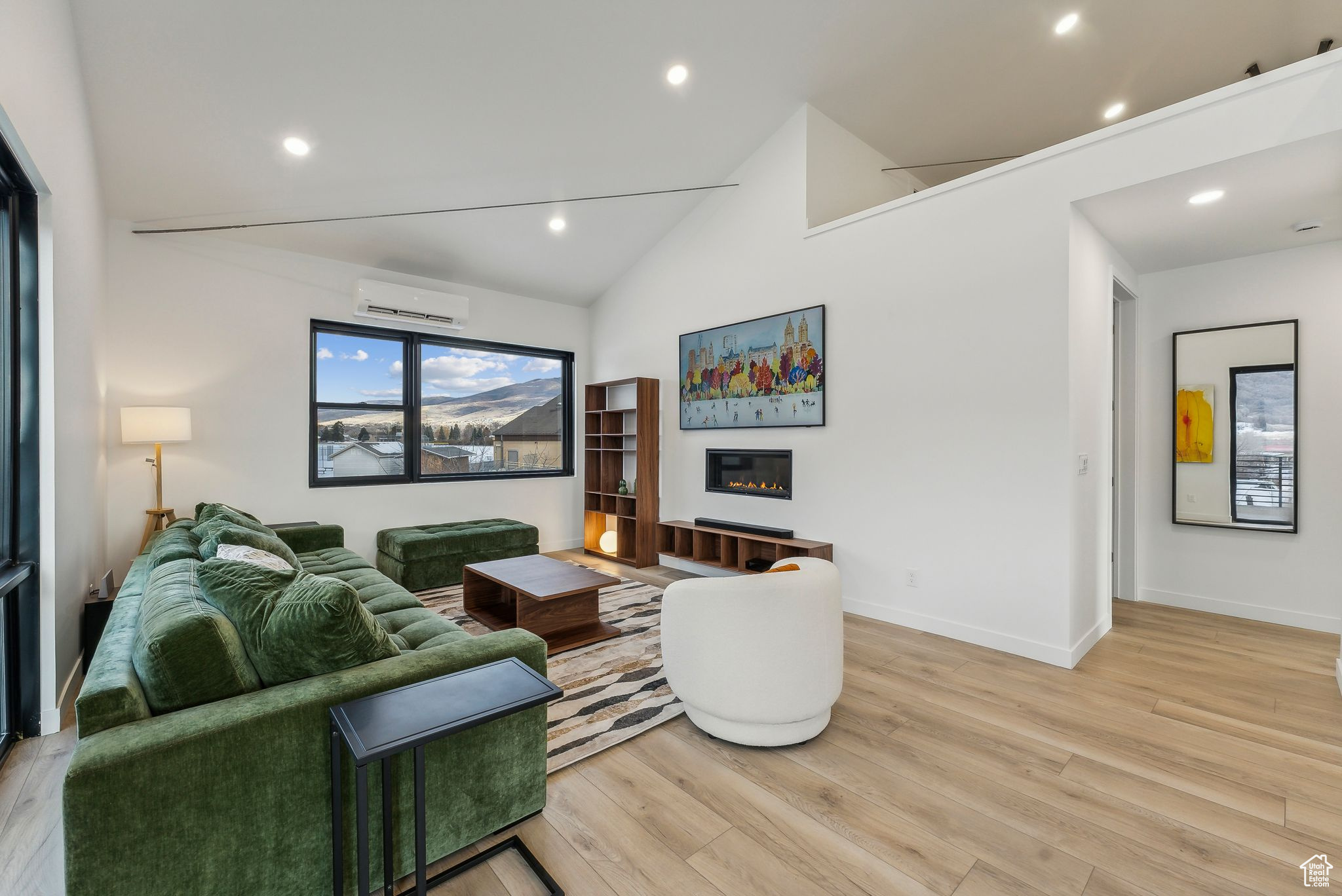 MEL CLARK SUBDIVISIO - Residential Lease