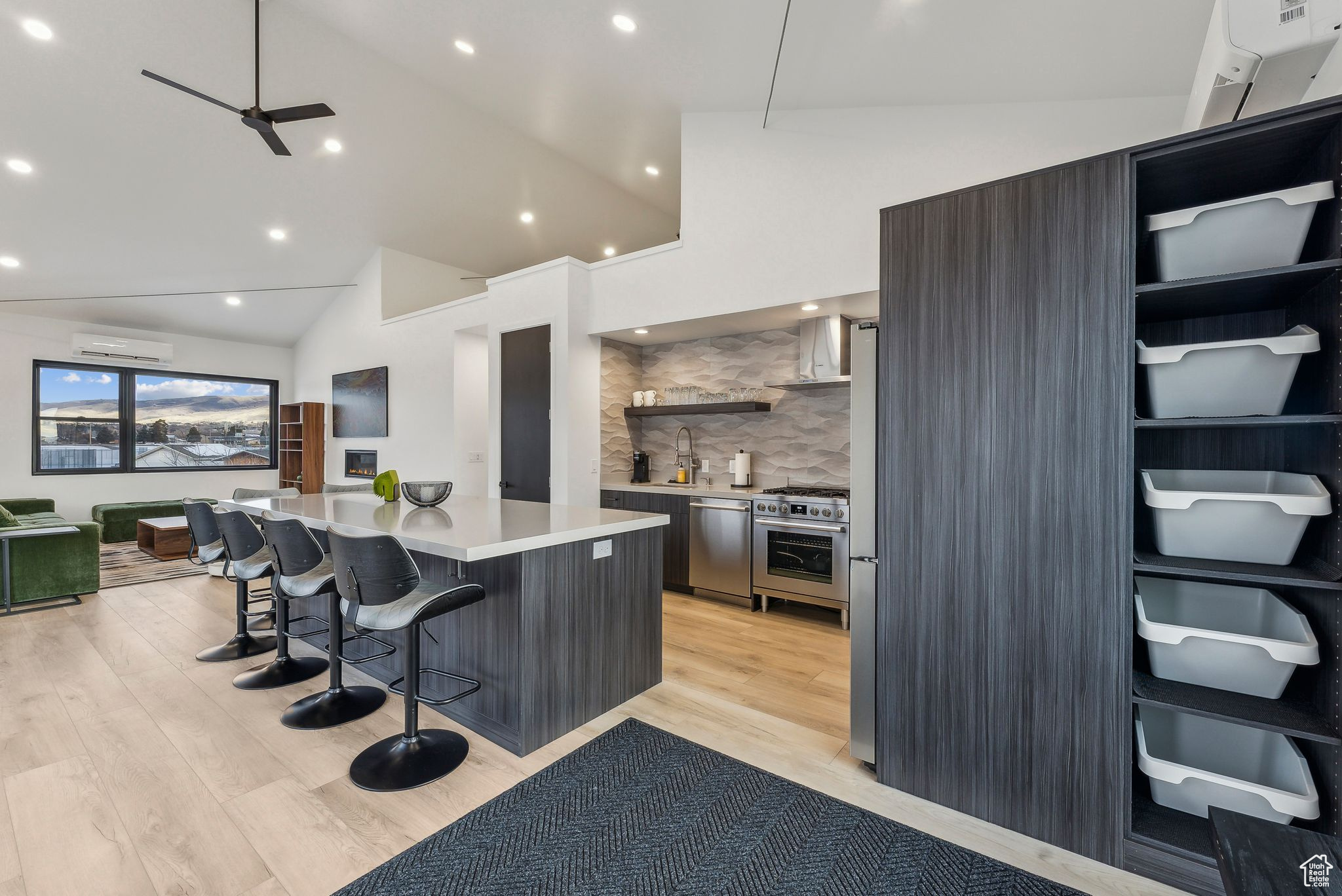 MEL CLARK SUBDIVISIO - Residential Lease