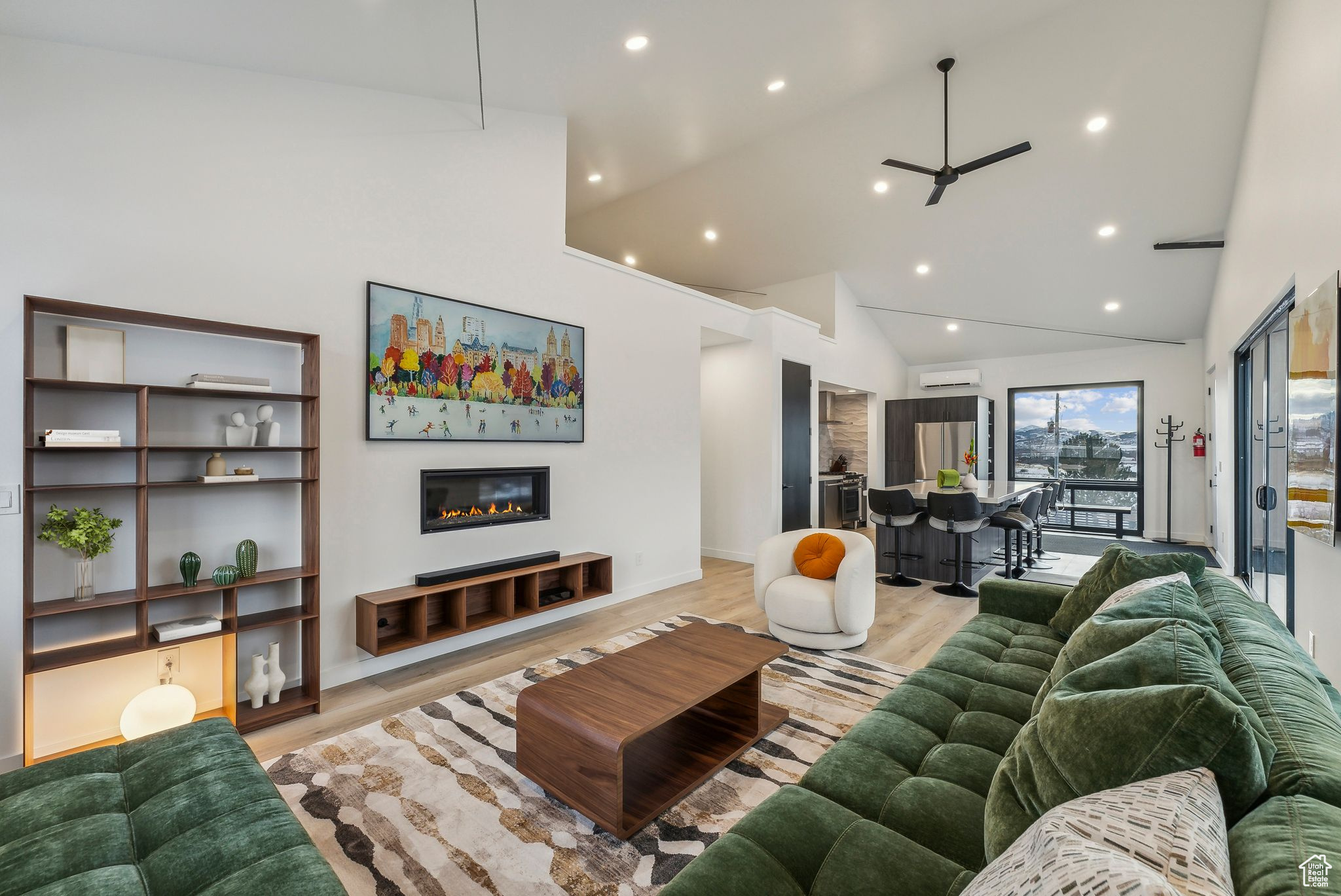 MEL CLARK SUBDIVISIO - Residential Lease