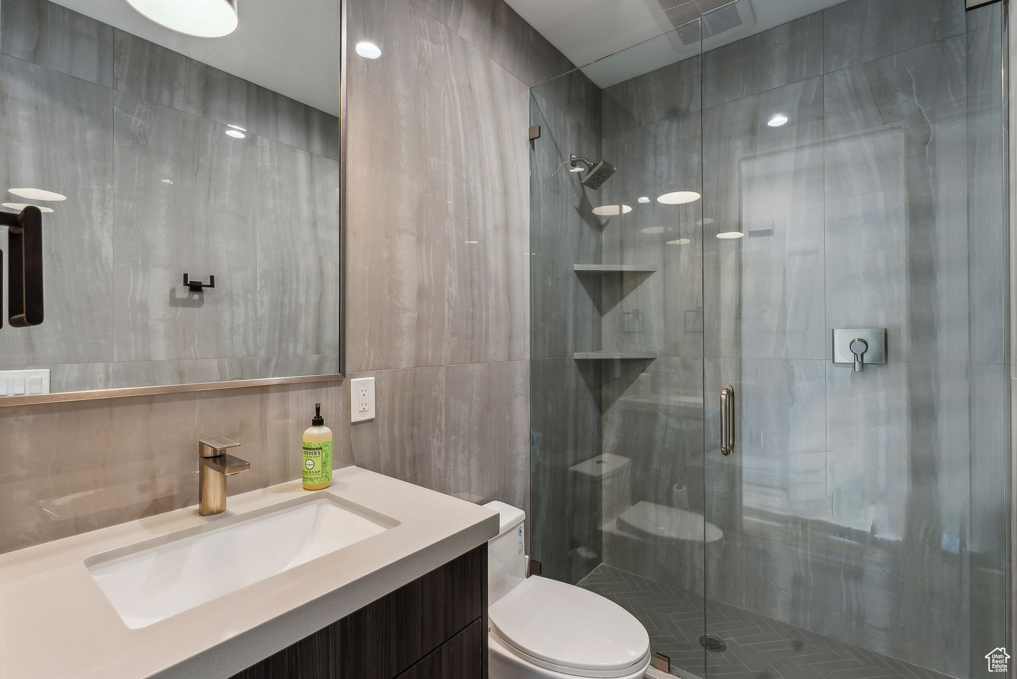 MEL CLARK SUBDIVISIO - Residential Lease