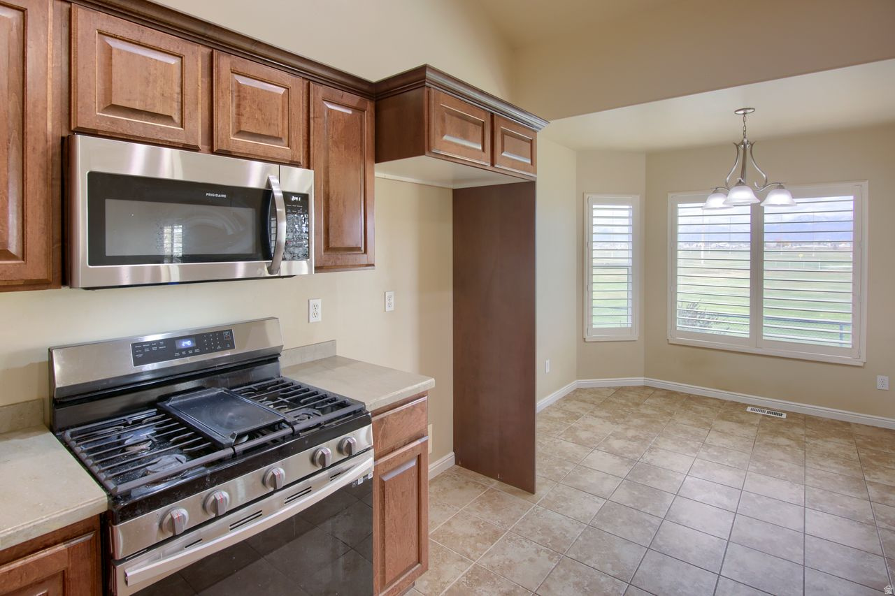 CRANEFIELD ESTATES - Residential