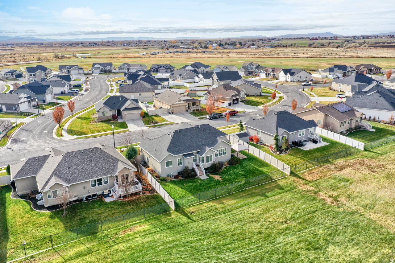 CRANEFIELD ESTATES - Residential