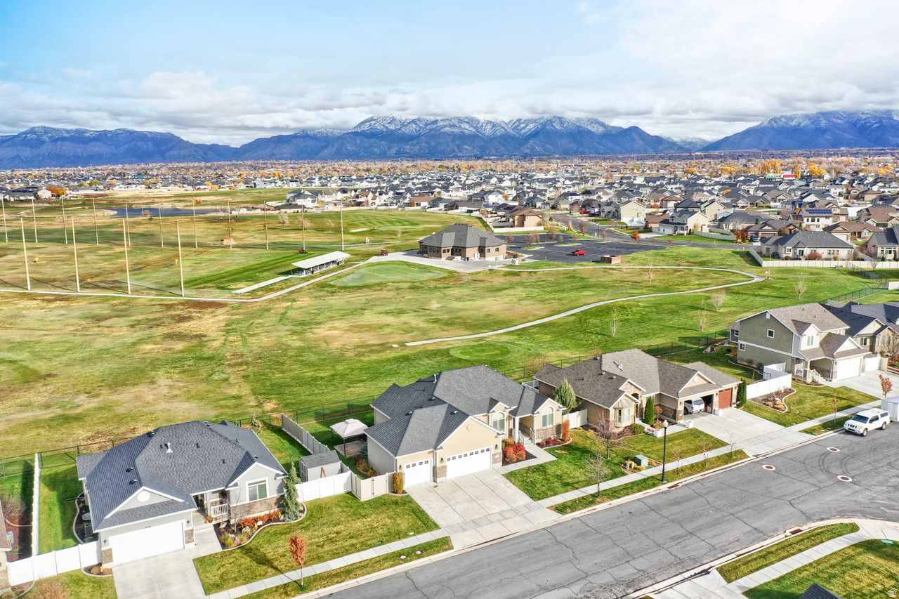 CRANEFIELD ESTATES - Residential