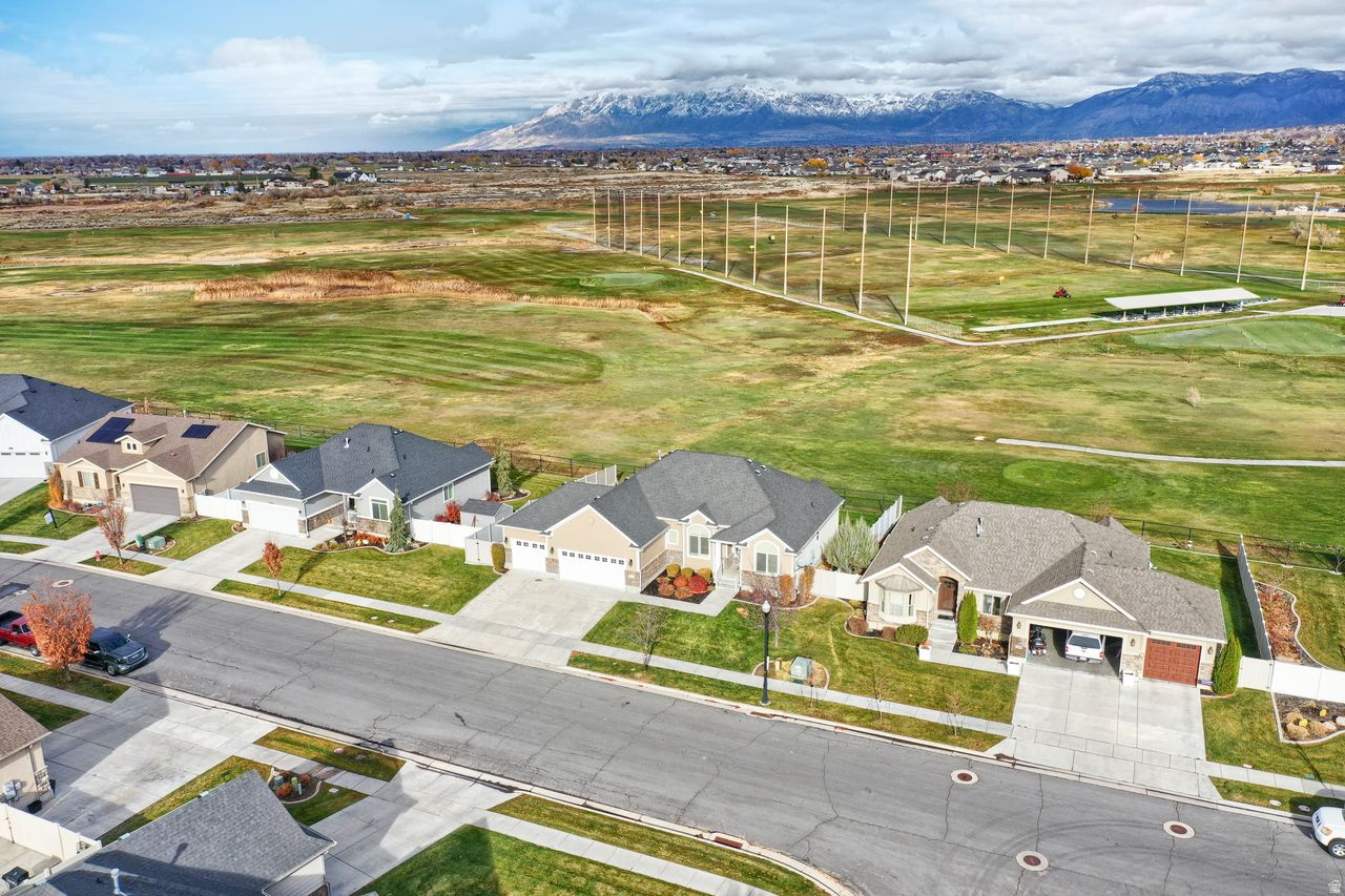CRANEFIELD ESTATES - Residential