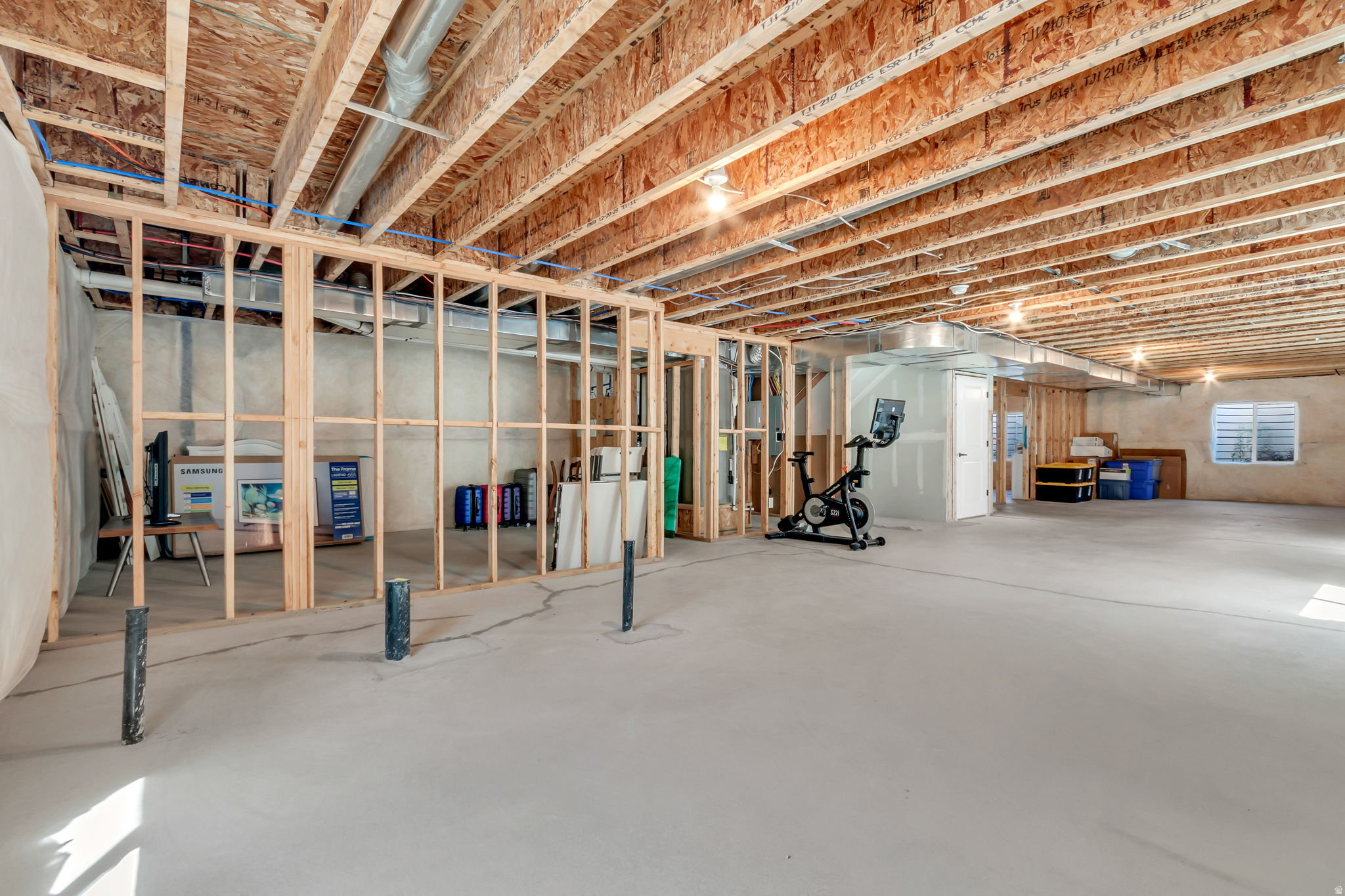HOLBROOK PLACE ESTATES - Residential