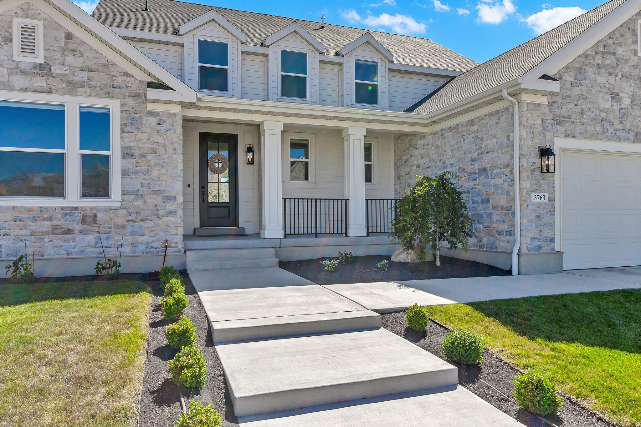 HOLBROOK PLACE ESTATES - Residential