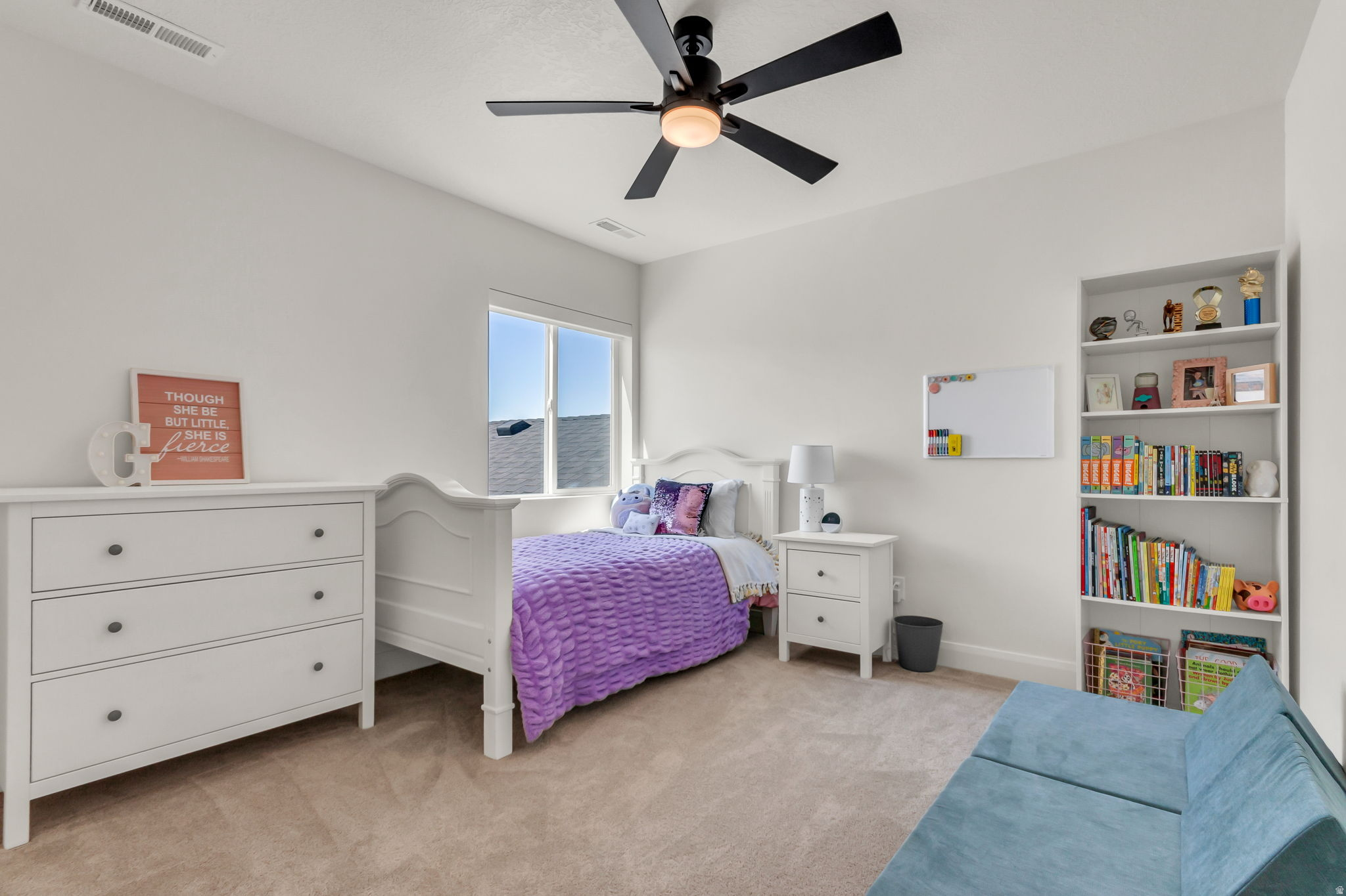 HOLBROOK PLACE ESTATES - Residential