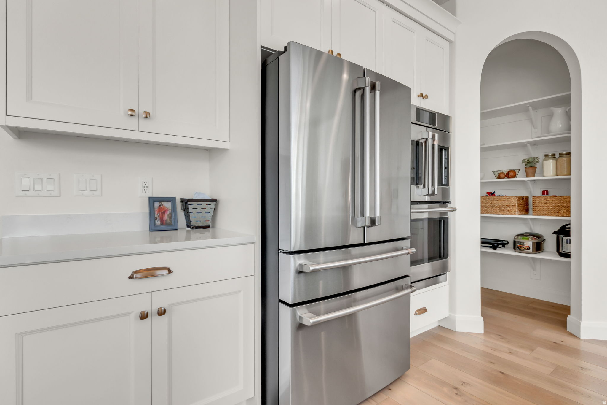 HOLBROOK PLACE ESTATES - Residential