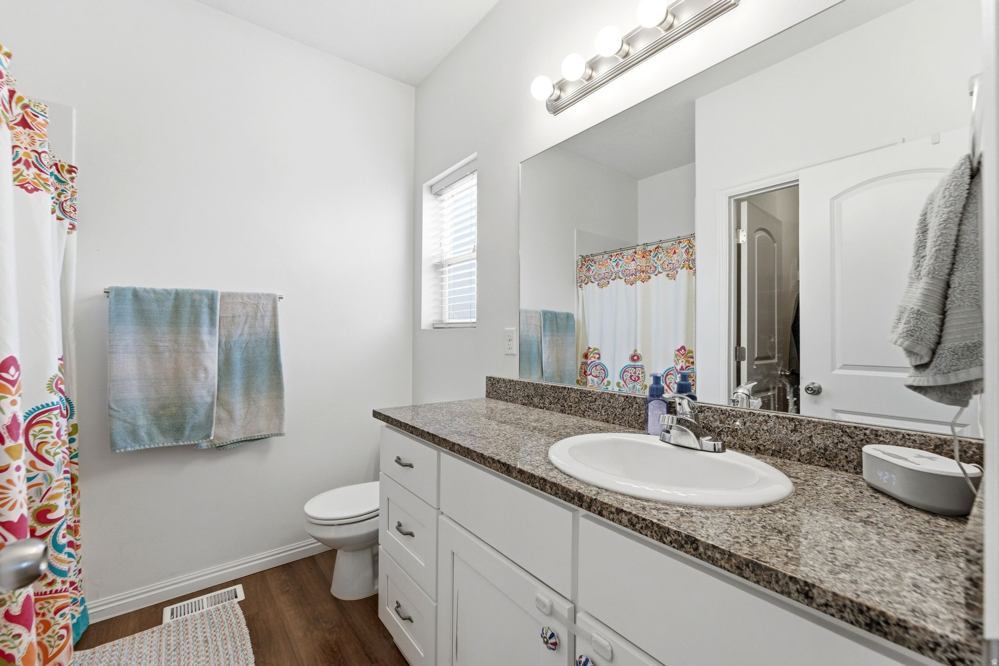 SUNSET PLACE - Residential