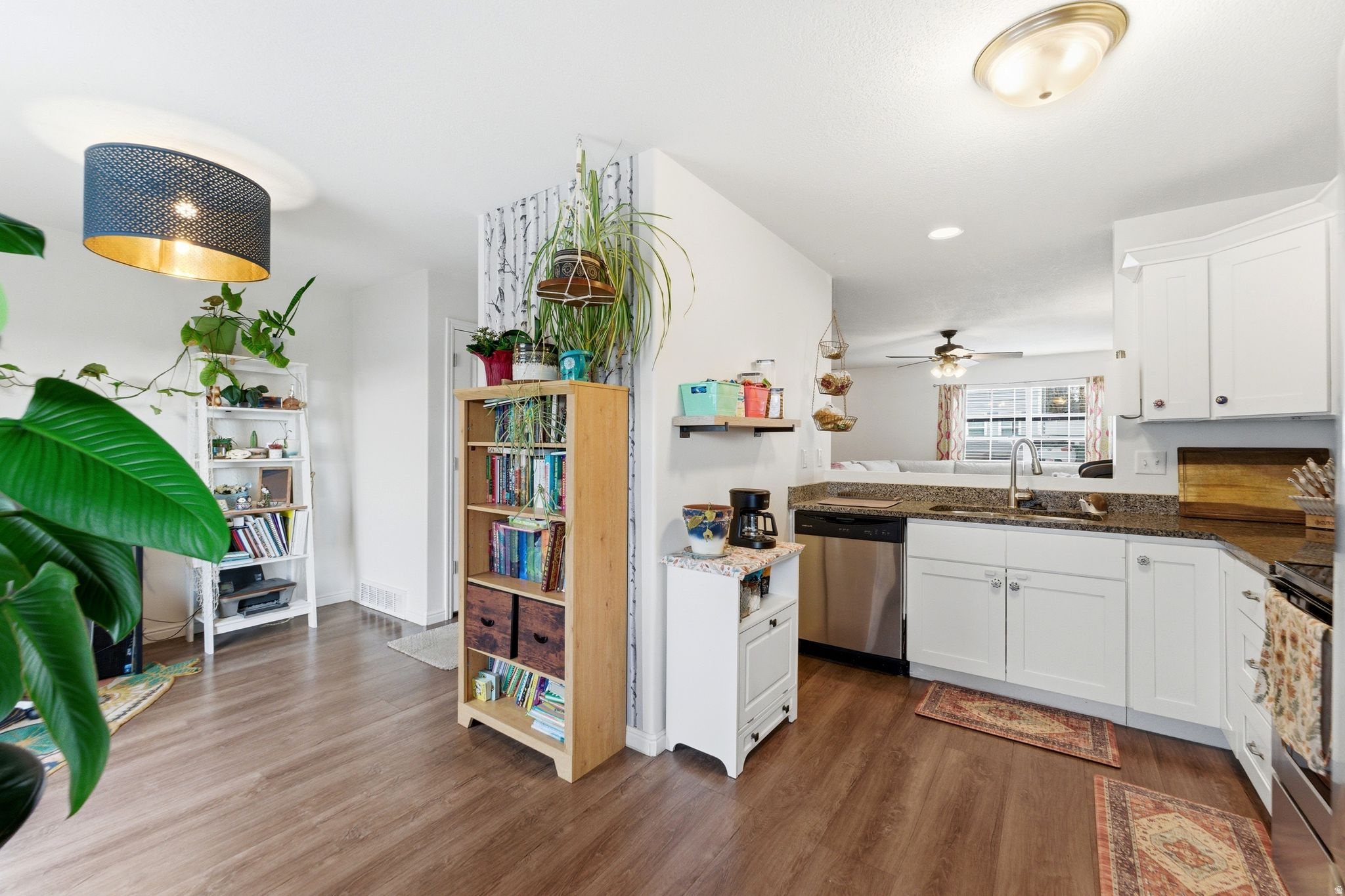 SUNSET PLACE - Residential