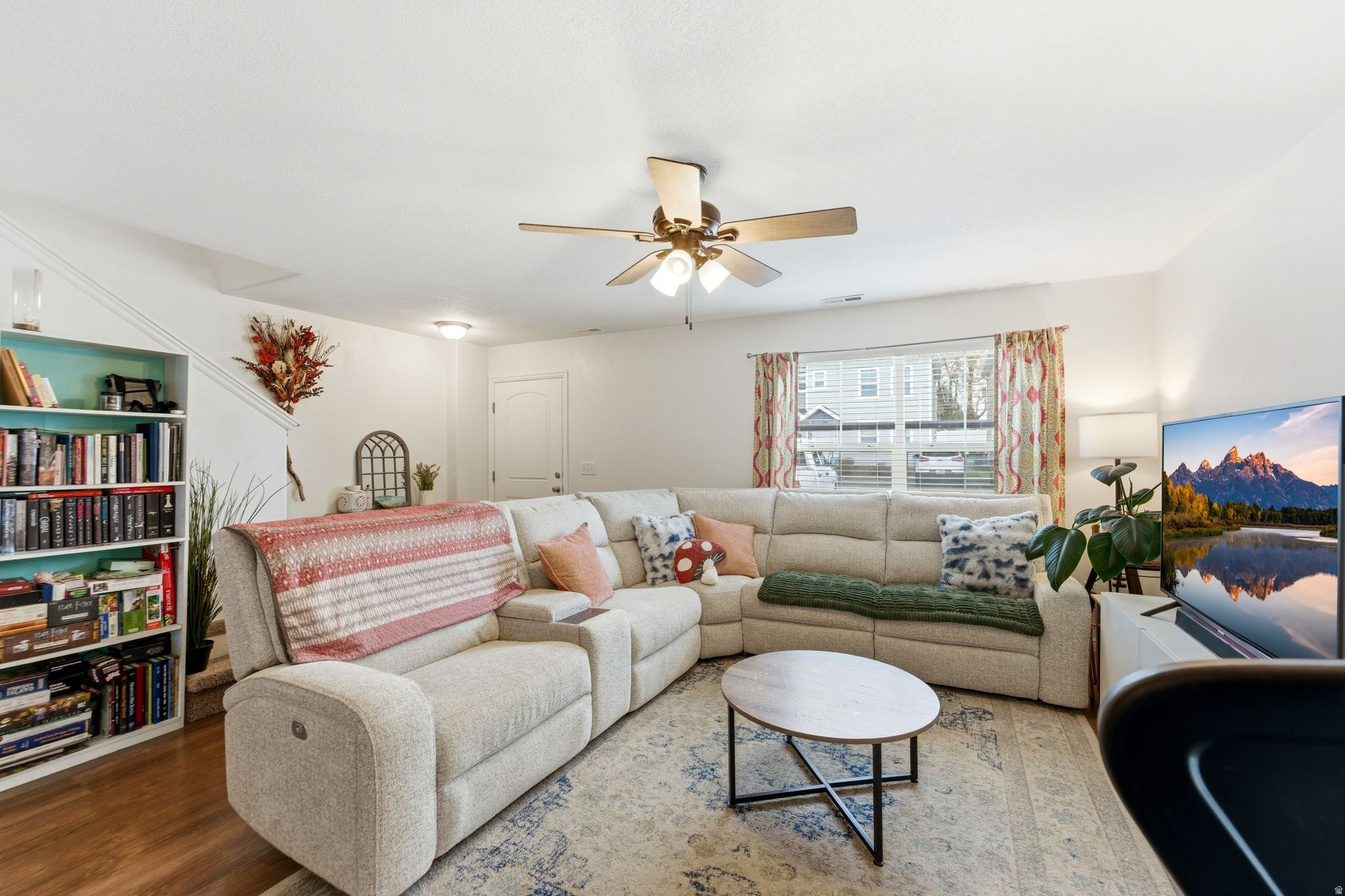 SUNSET PLACE - Residential