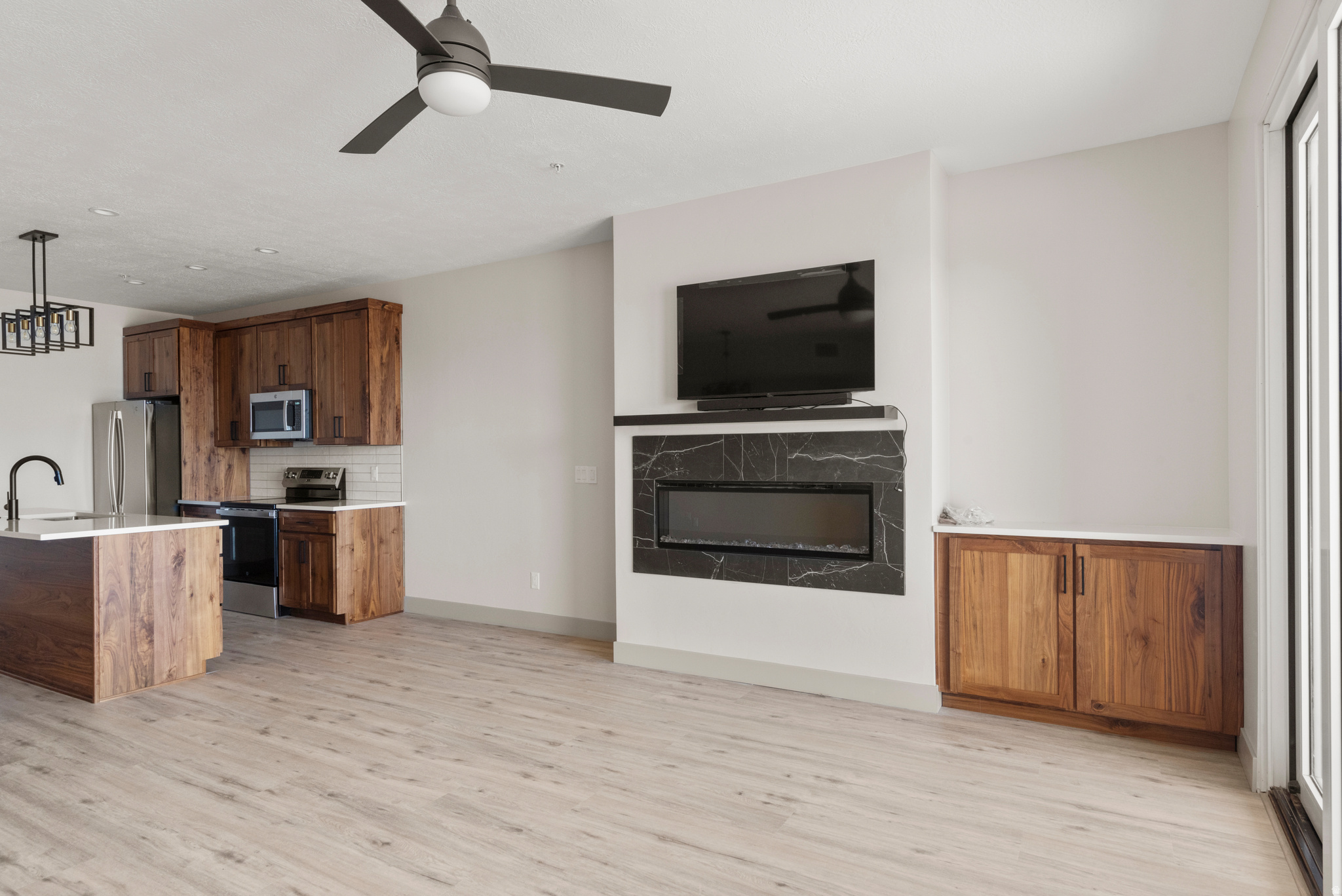 LAKE RESIDENCES AT BEAR LAKE PH 8 - Residential