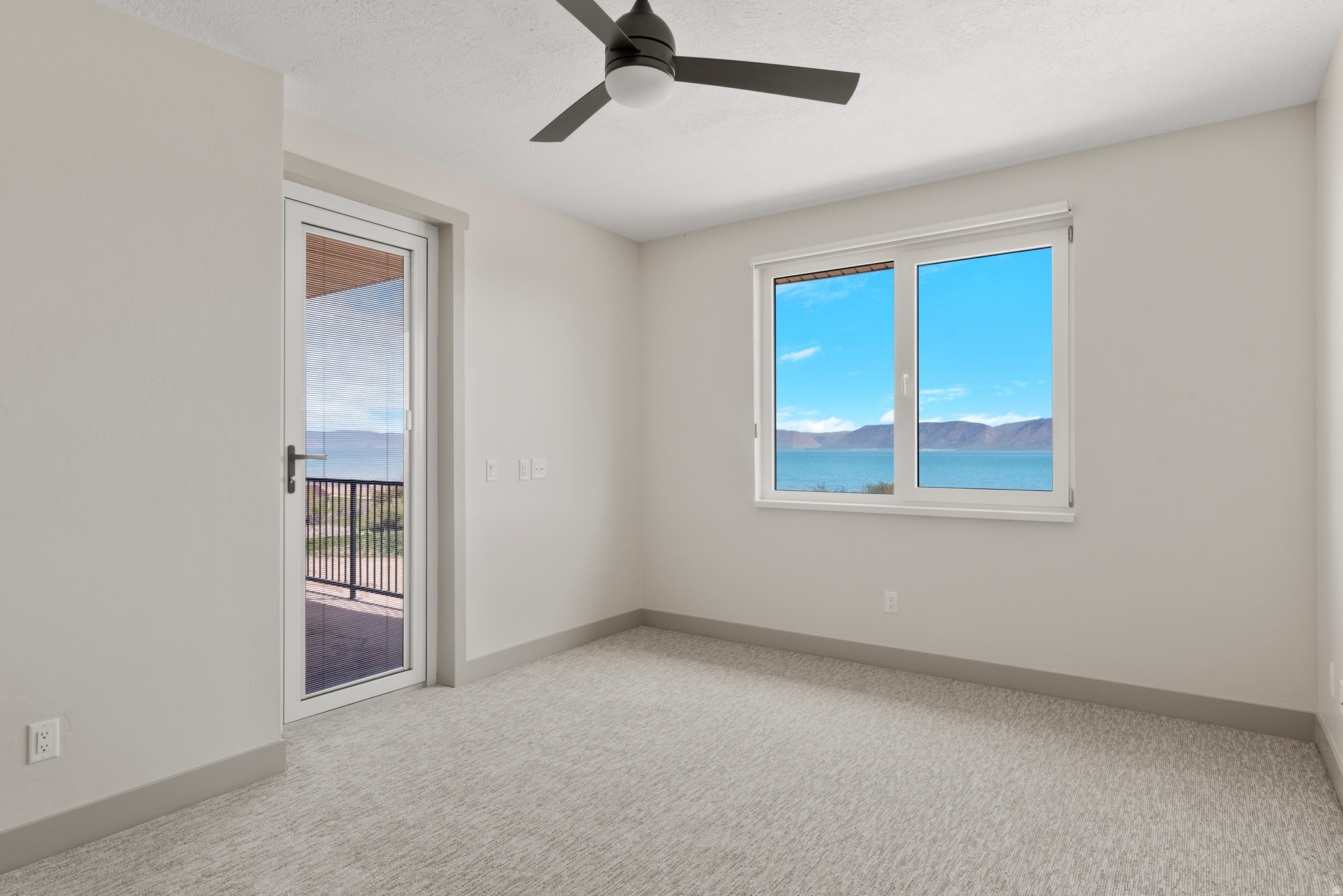 LAKE RESIDENCES AT BEAR LAKE PH 8 - Residential