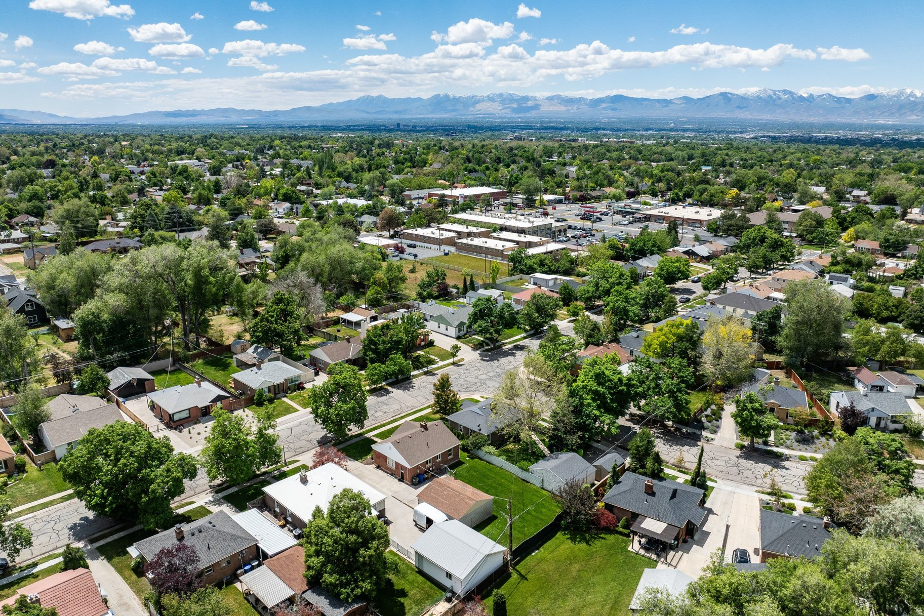 CRYSTAL HEIGHTS - Residential
