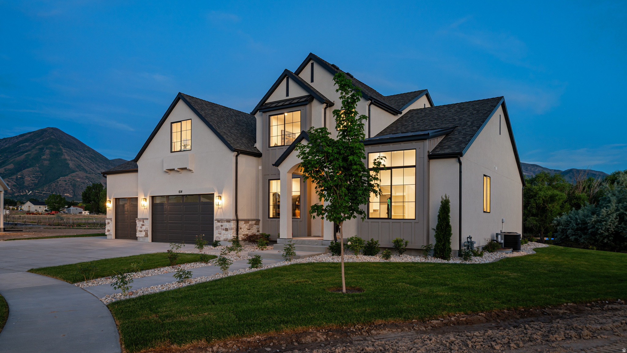 DAVIS FARMS - Residential