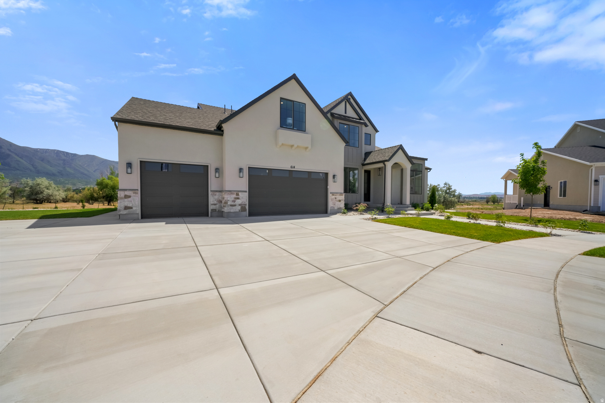 DAVIS FARMS - Residential