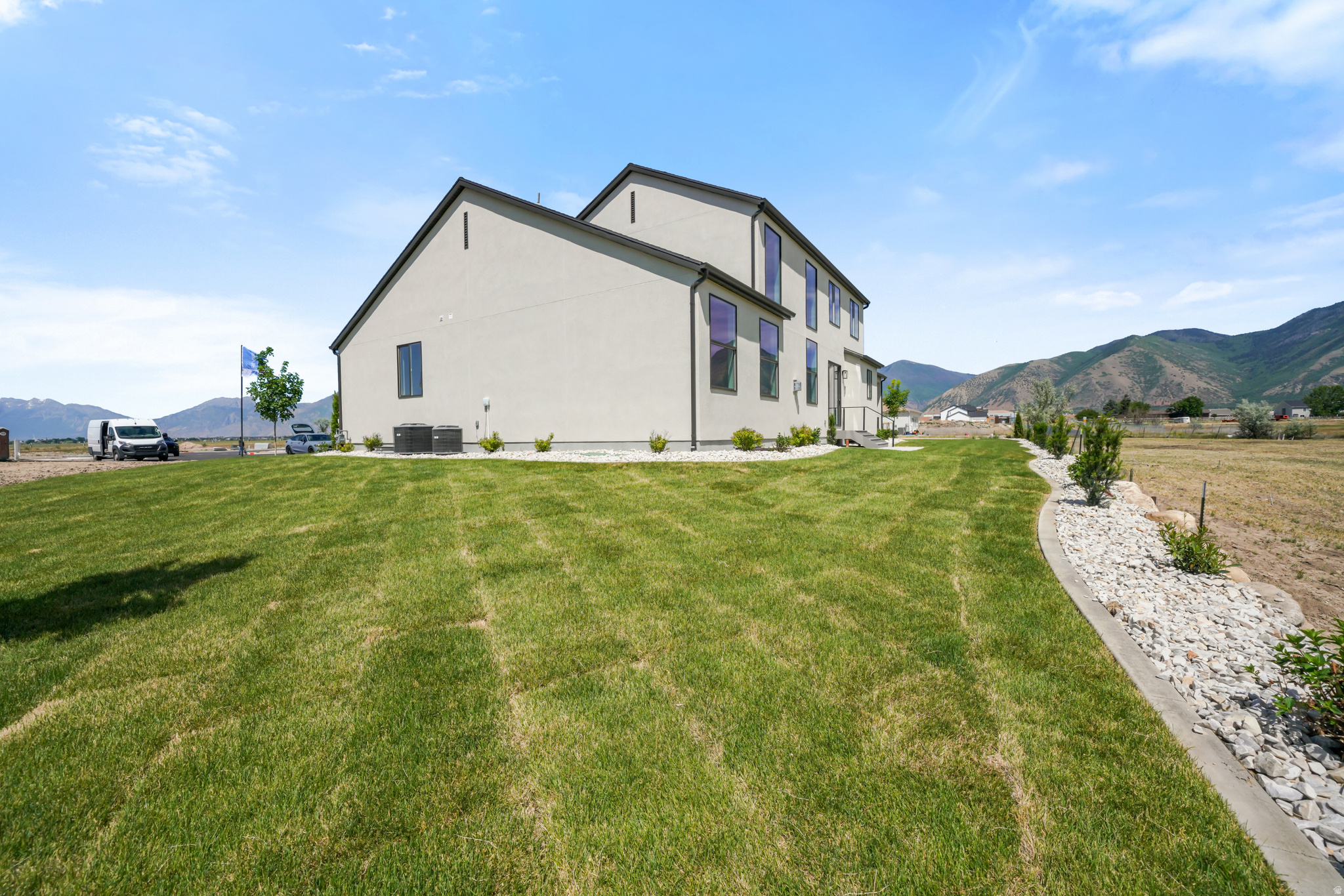DAVIS FARMS - Residential