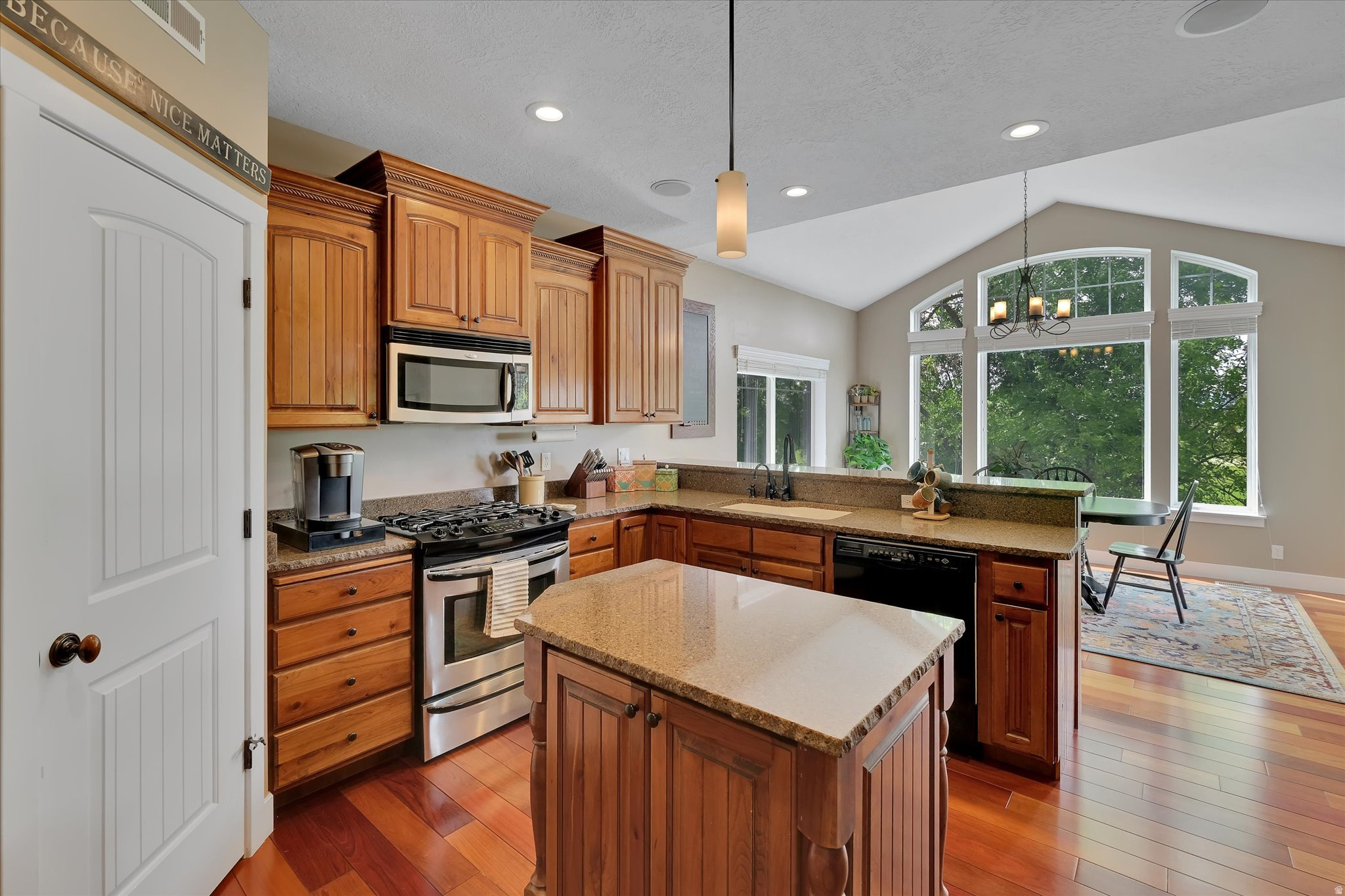 BIRCH CREEK ESTATES - Residential