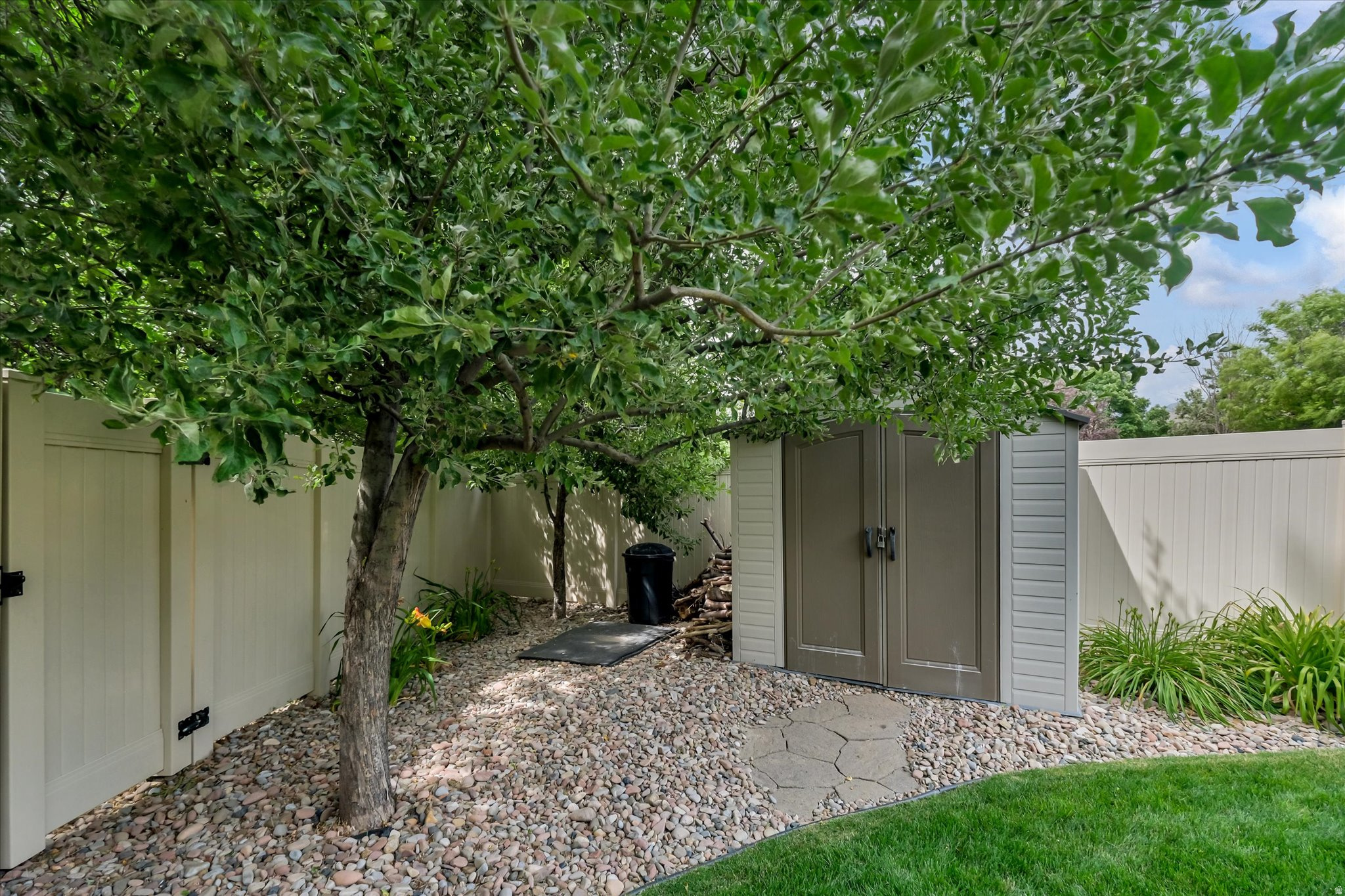 BIRCH CREEK ESTATES - Residential
