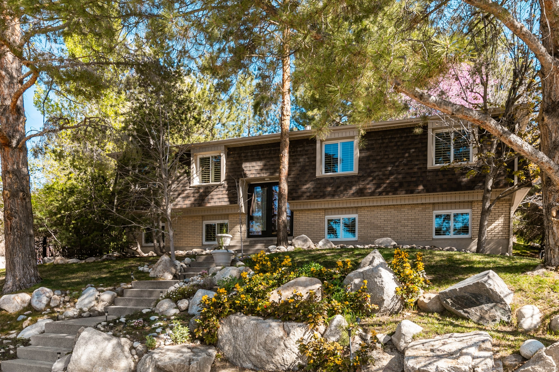 SOUTHLAND TERRACE - Residential