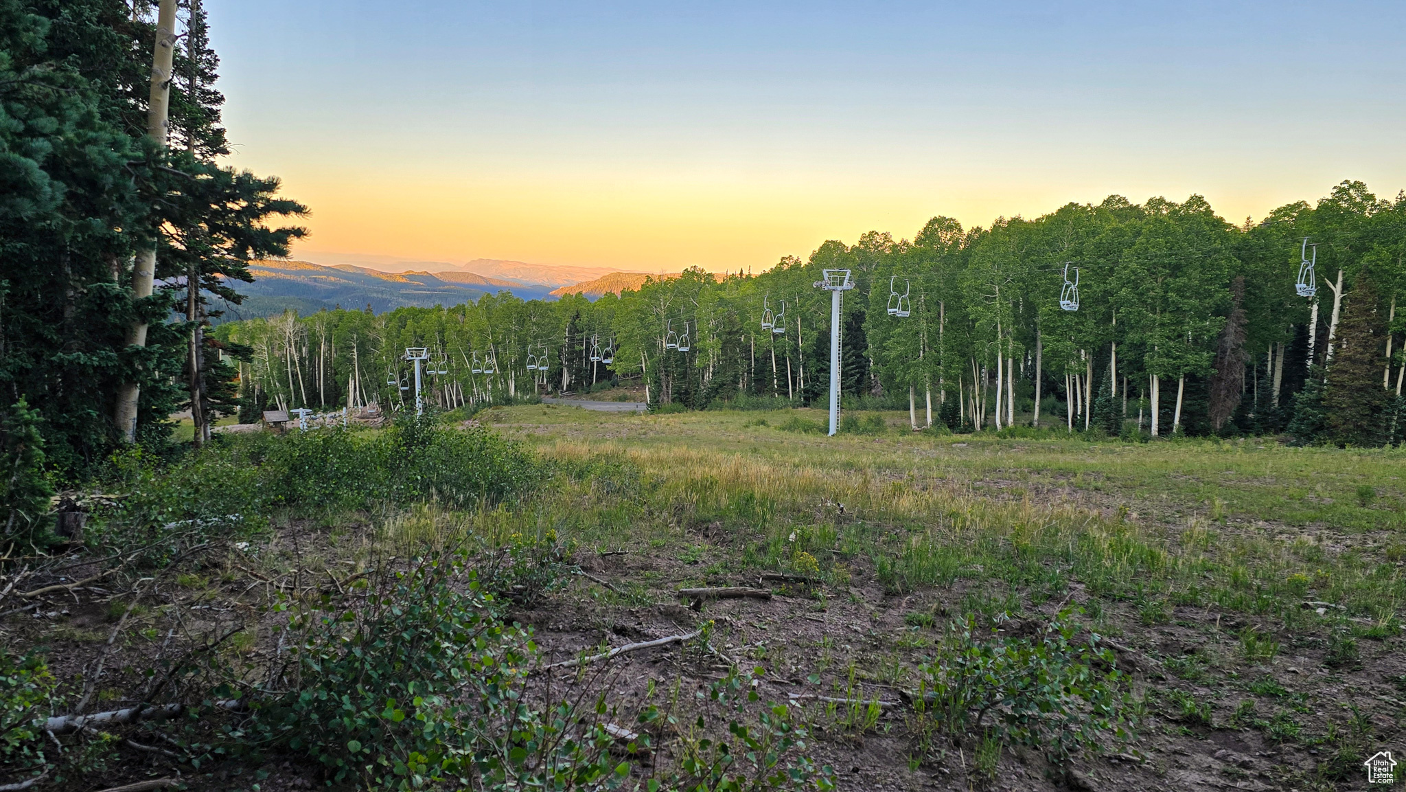ASPEN CREST PREMIER II - Land