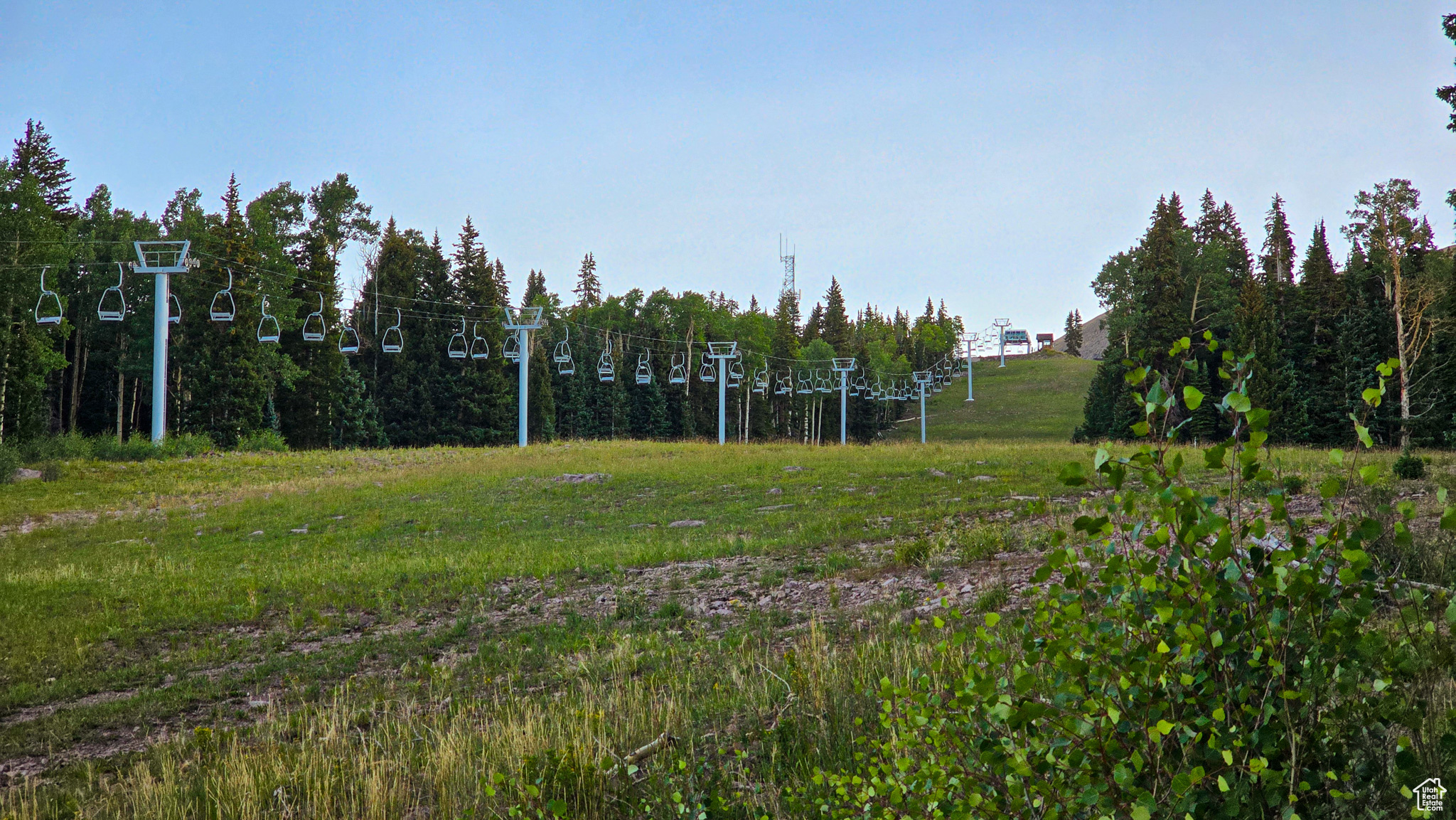 ASPEN CREST PREMIER II - Land