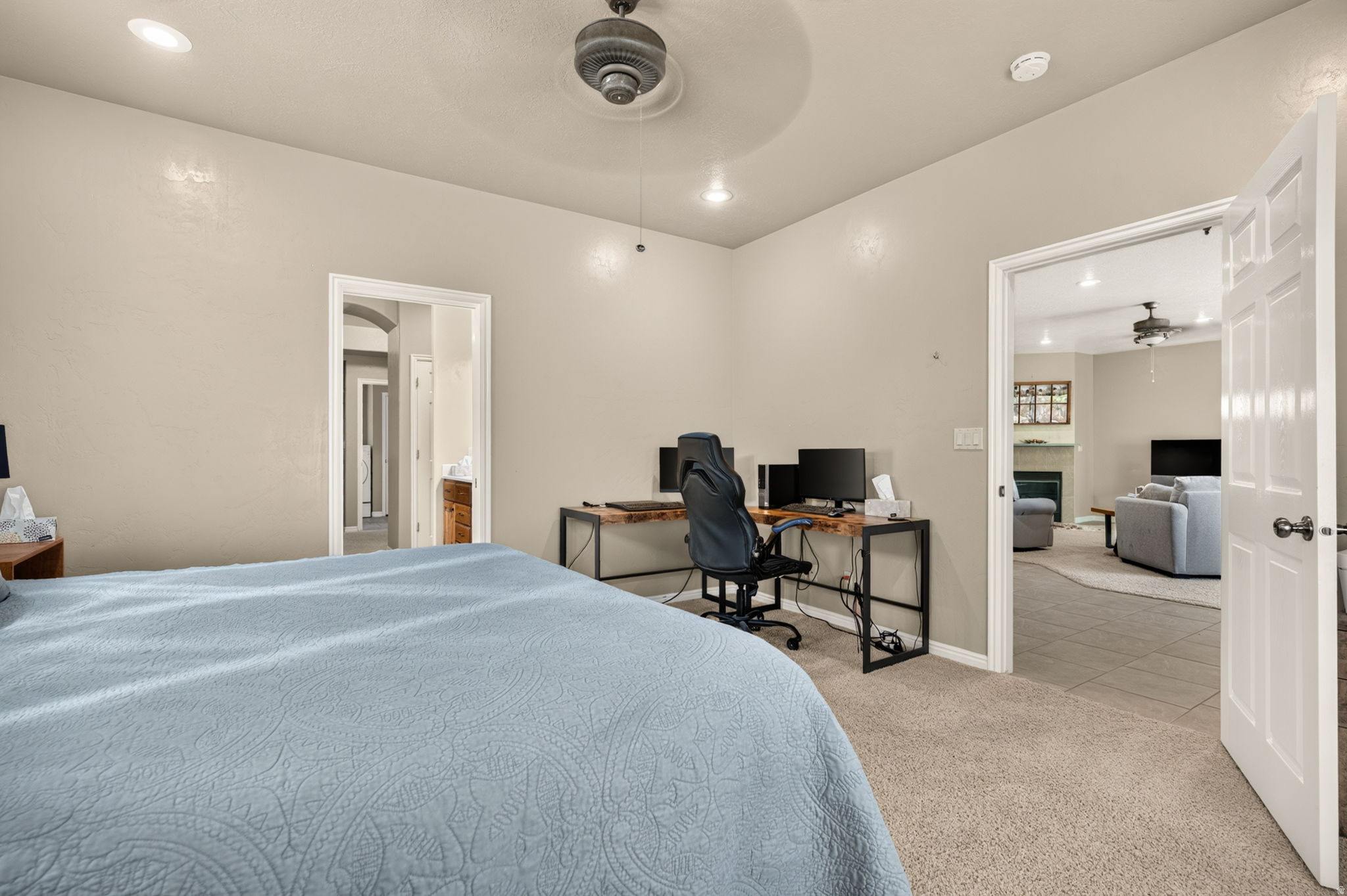 RIDGE TOWNHOMES - Residential