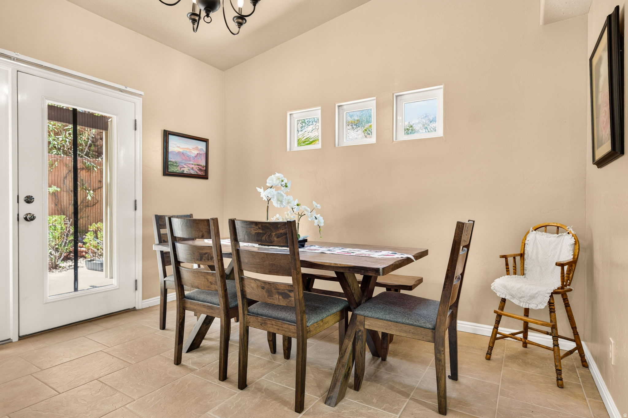 RIDGE TOWNHOMES - Residential