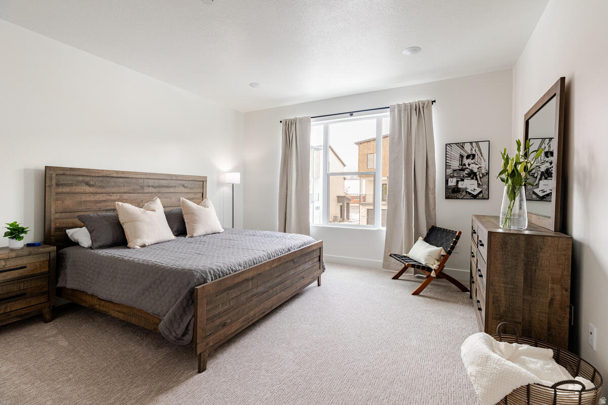 THE PEAKS - Residential