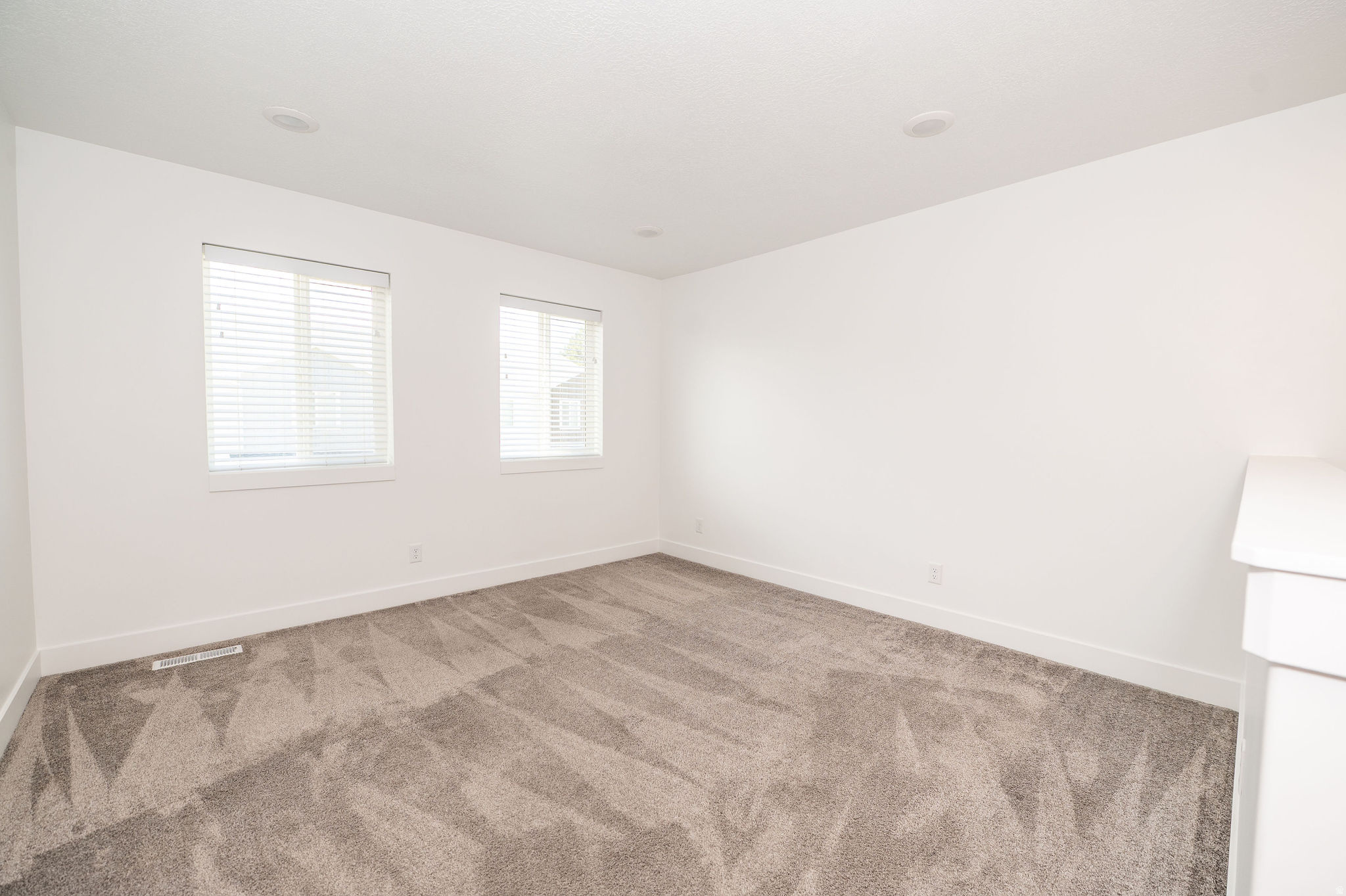 SUMMIT CREEK PLACE - Residential