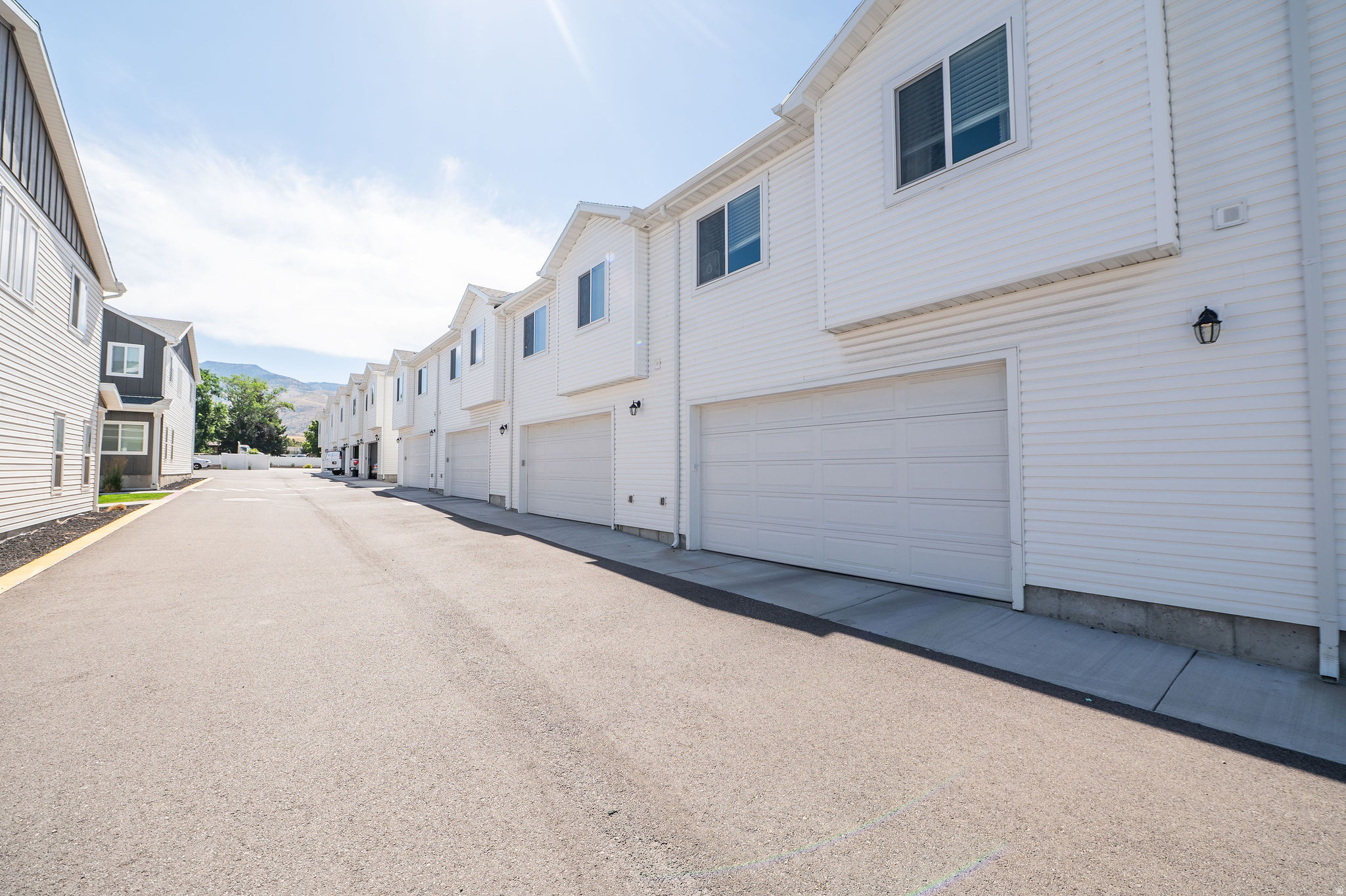 SUMMIT CREEK PLACE - Residential