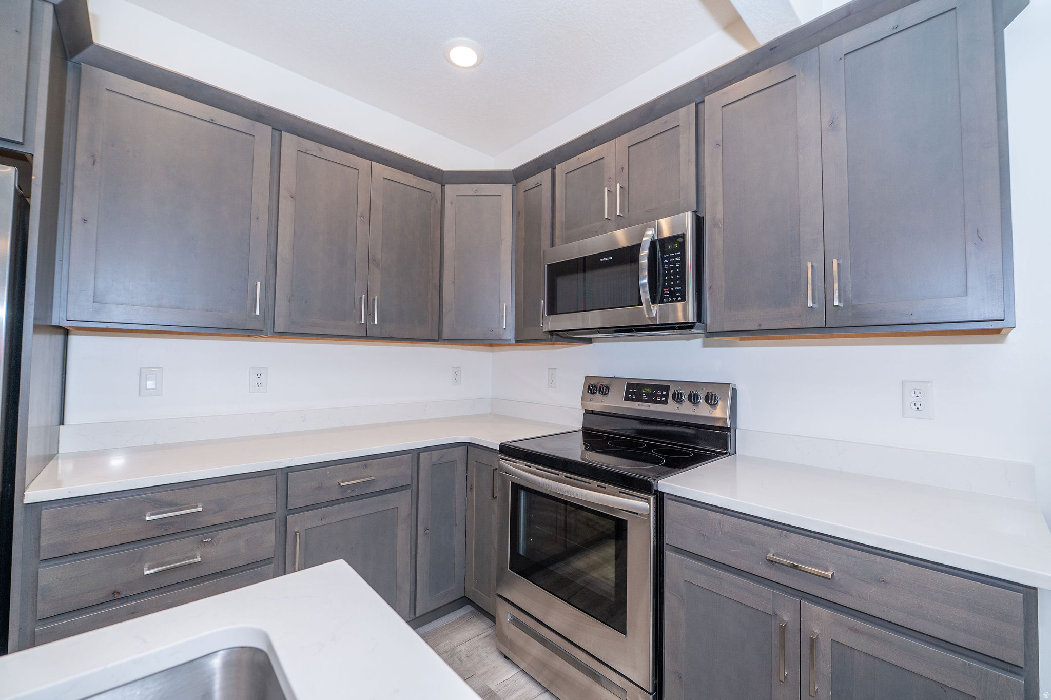 SUMMIT CREEK PLACE - Residential