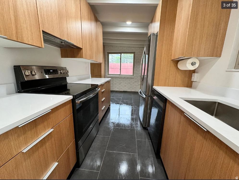 KELLER CIRCLE - Residential