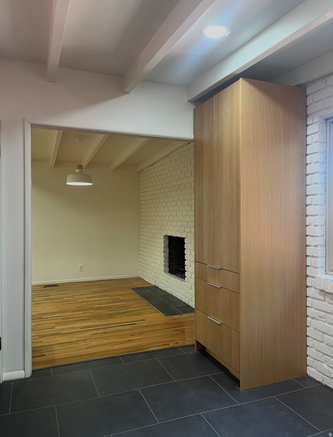 KELLER CIRCLE - Residential