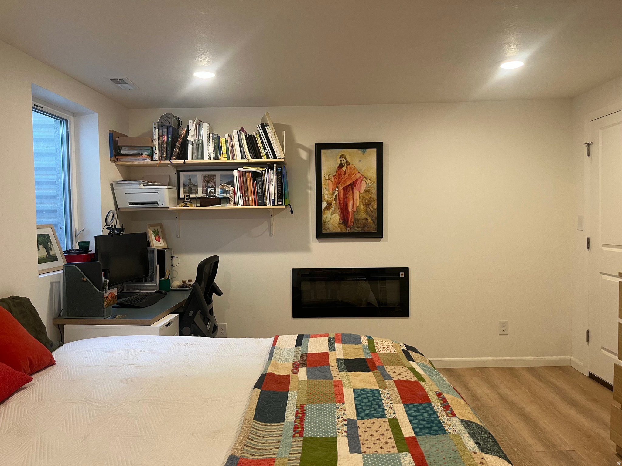 KELLER CIRCLE - Residential