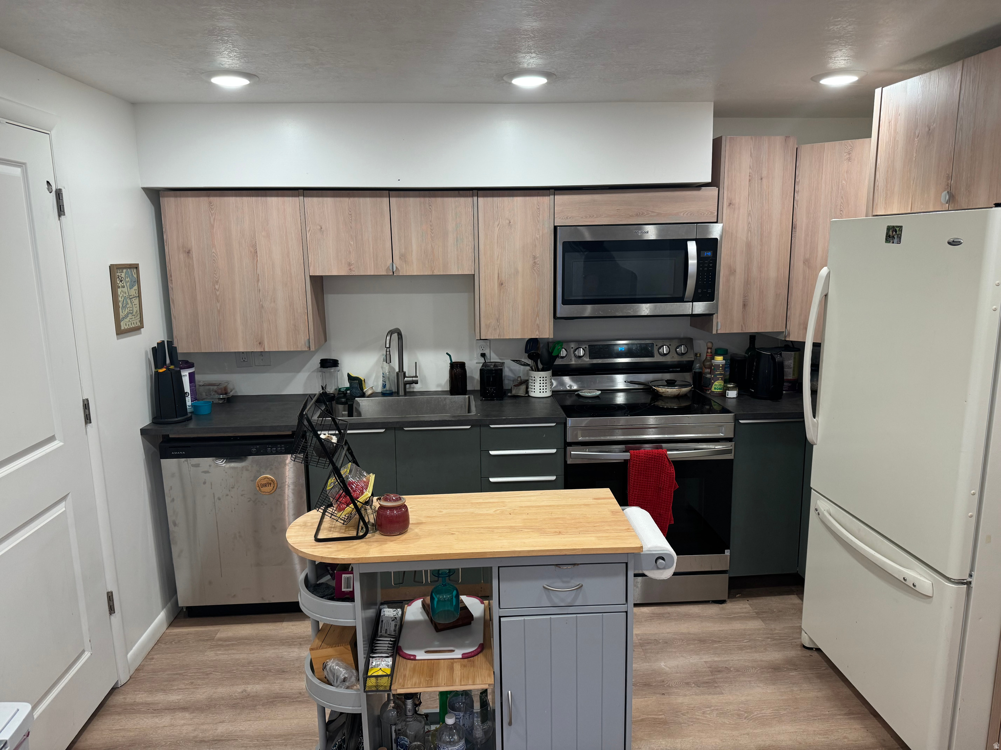 KELLER CIRCLE - Residential