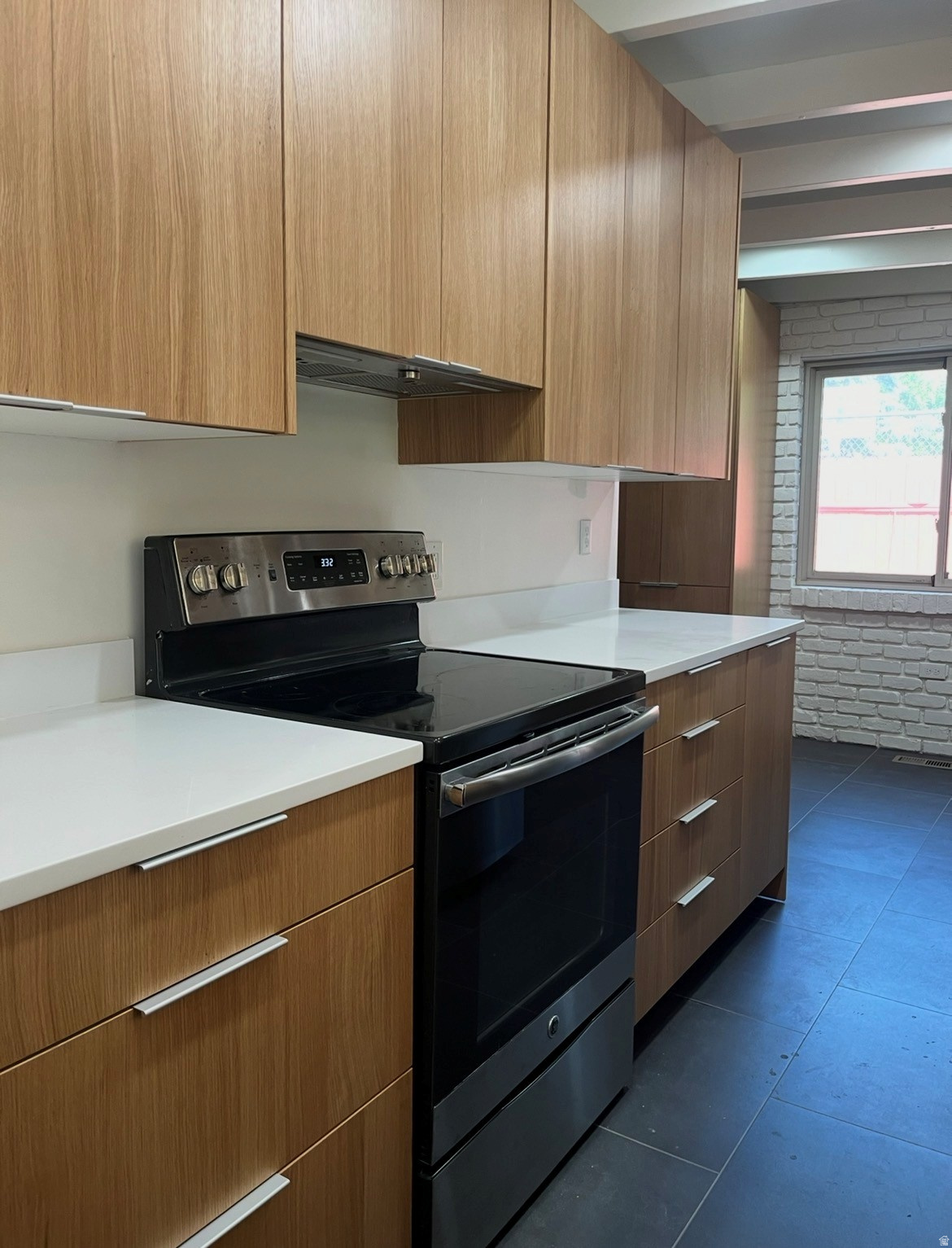 KELLER CIRCLE - Residential