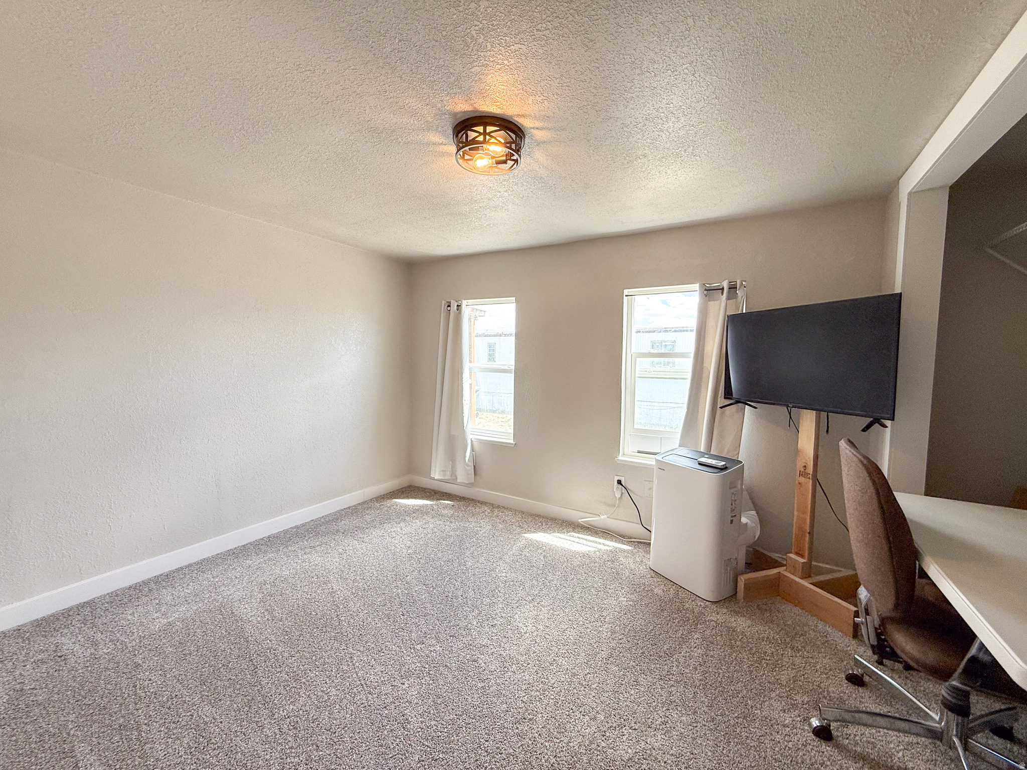 EASTRIDGE MOBILE HOME & RV COMMUNITY - Residential