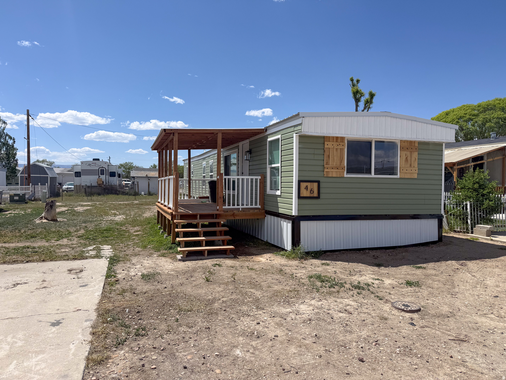 EASTRIDGE MOBILE HOME & RV COMMUNITY - Residential