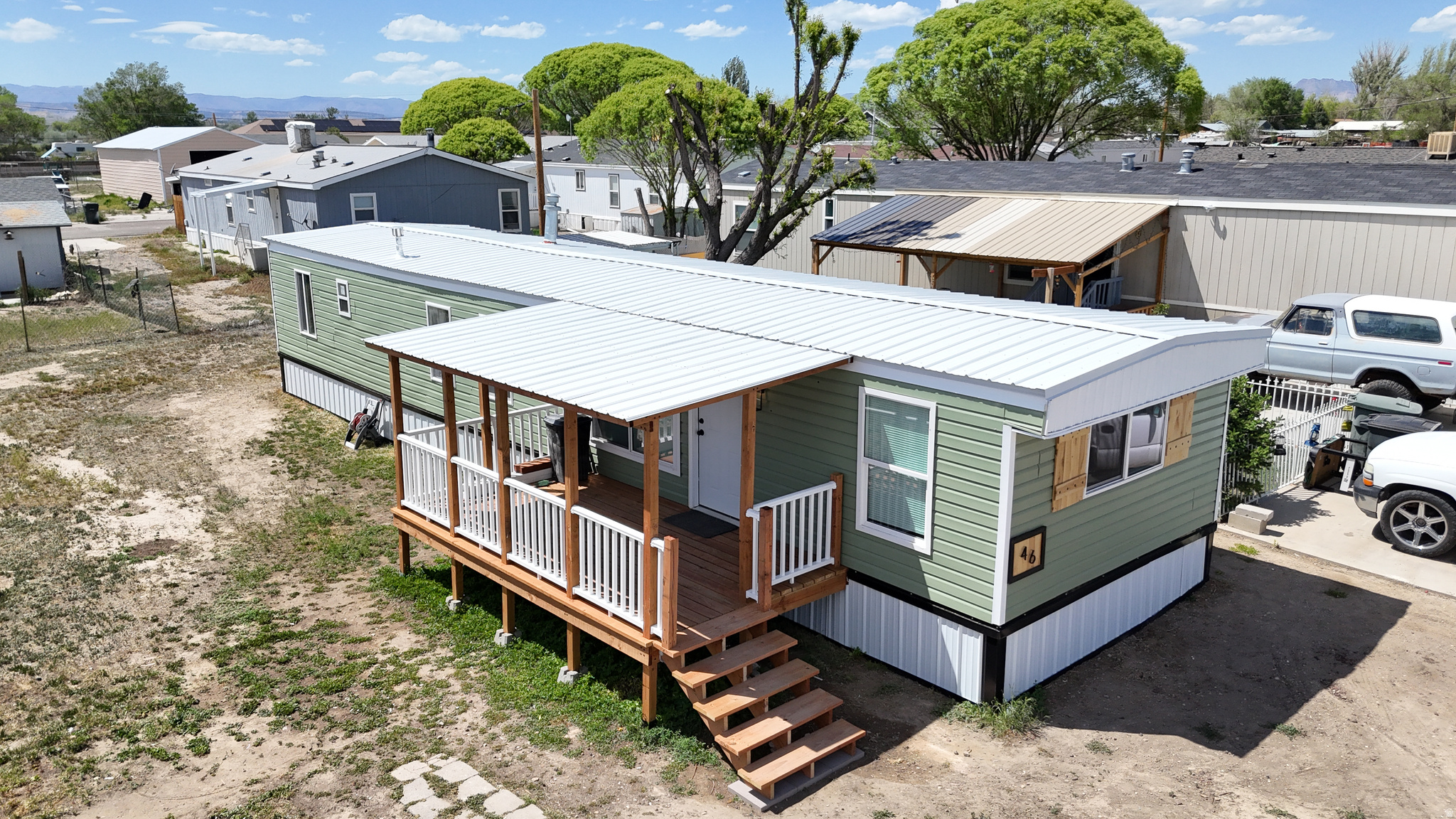 EASTRIDGE MOBILE HOME & RV COMMUNITY - Residential