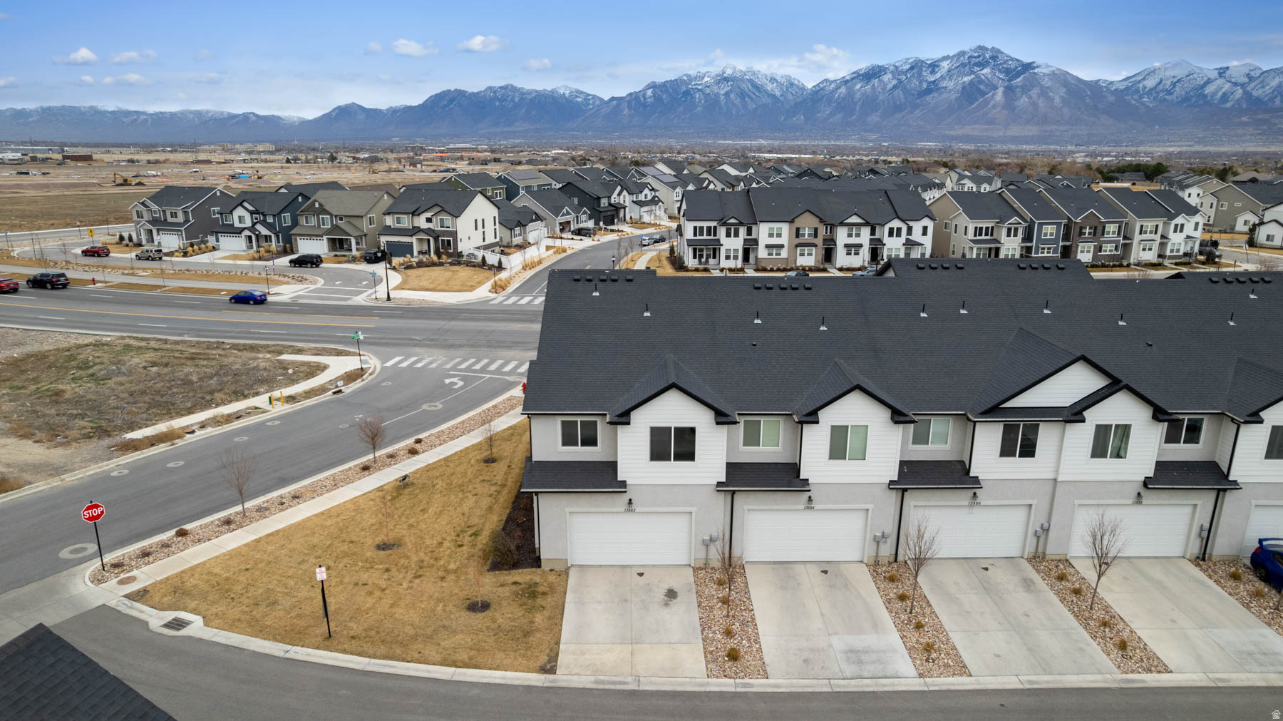 MOUNTAIN RIDGE - Residential