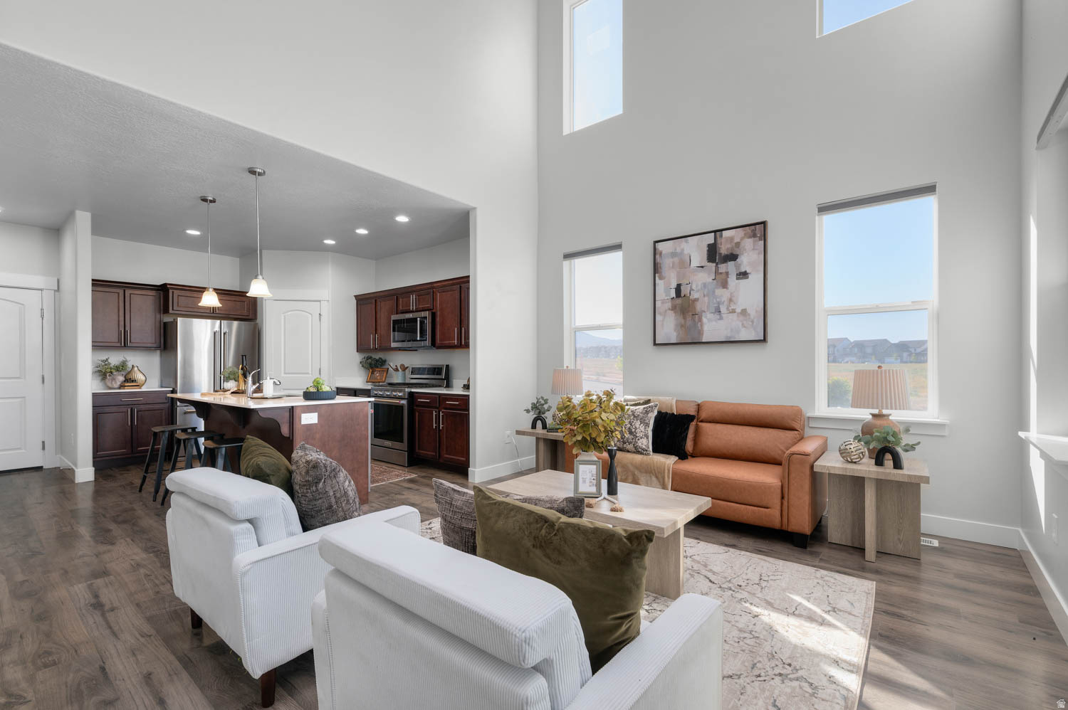 MOUNTAIN RIDGE - Residential