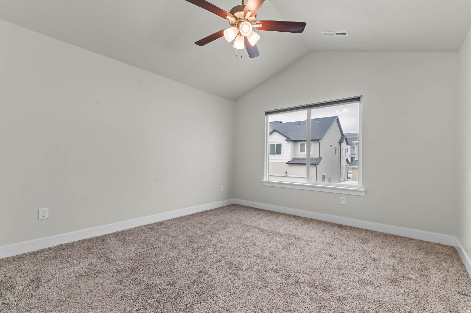 MOUNTAIN RIDGE - Residential