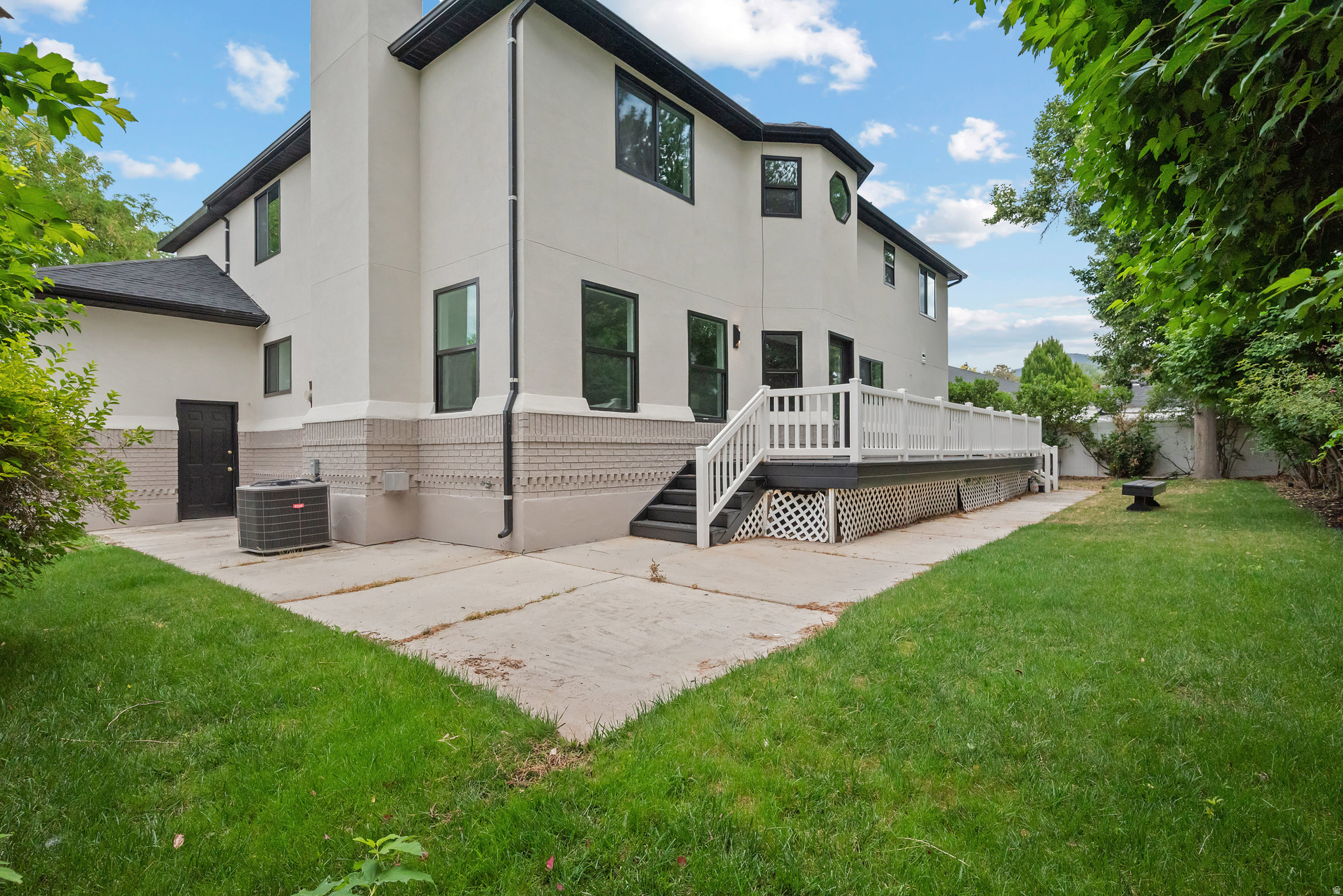 MEADOWS - Residential