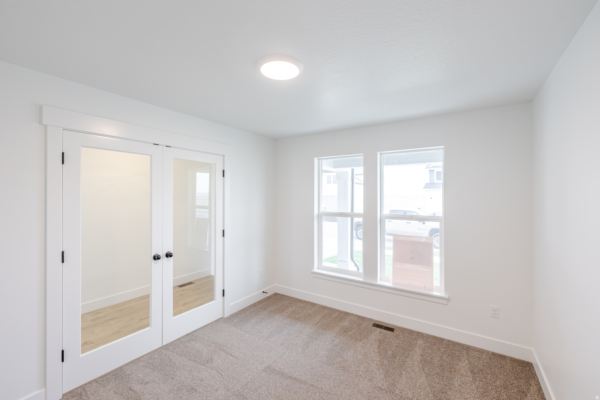 ROSE RANCH - Residential