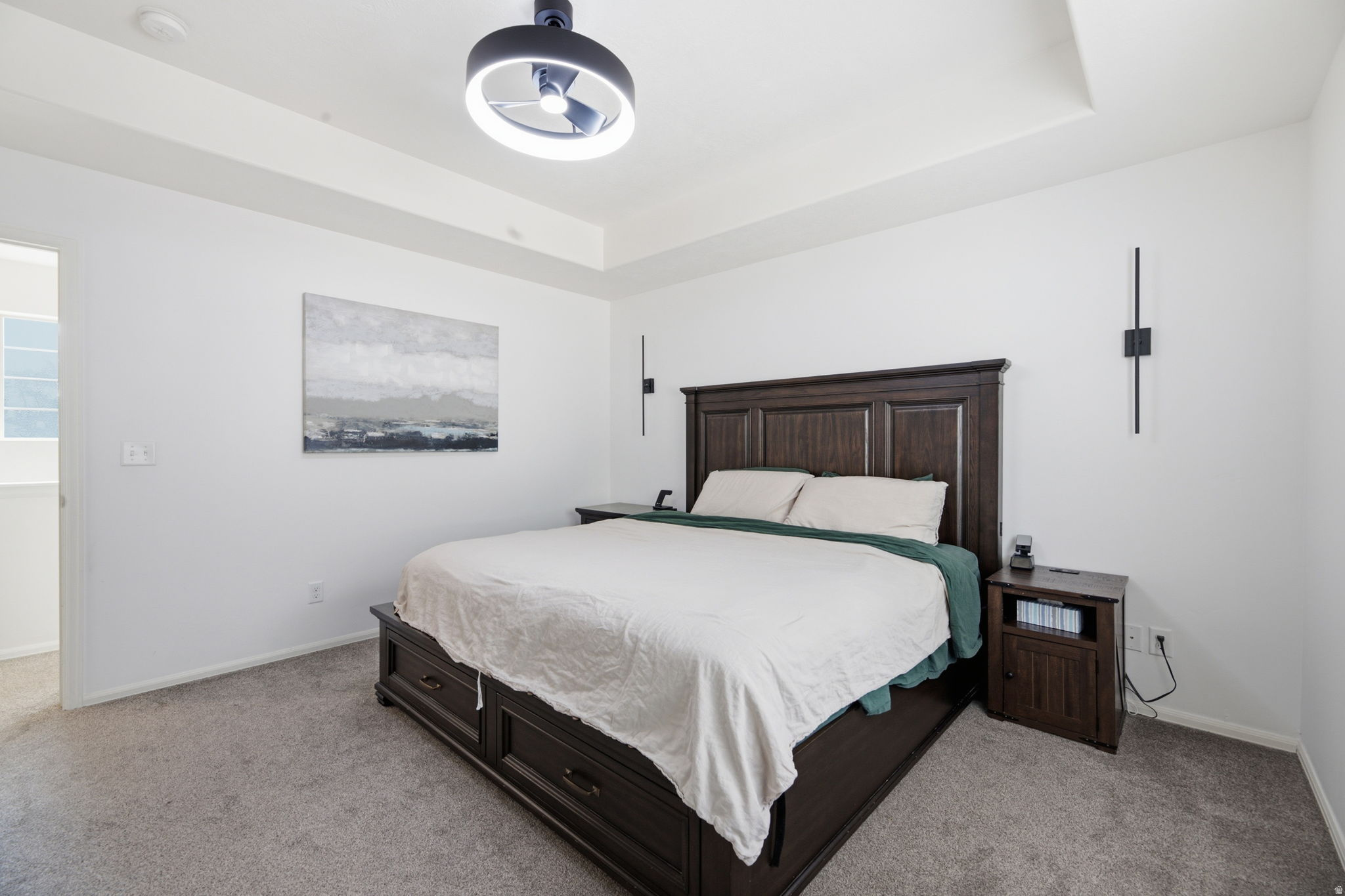 SILVER LAKE - Residential